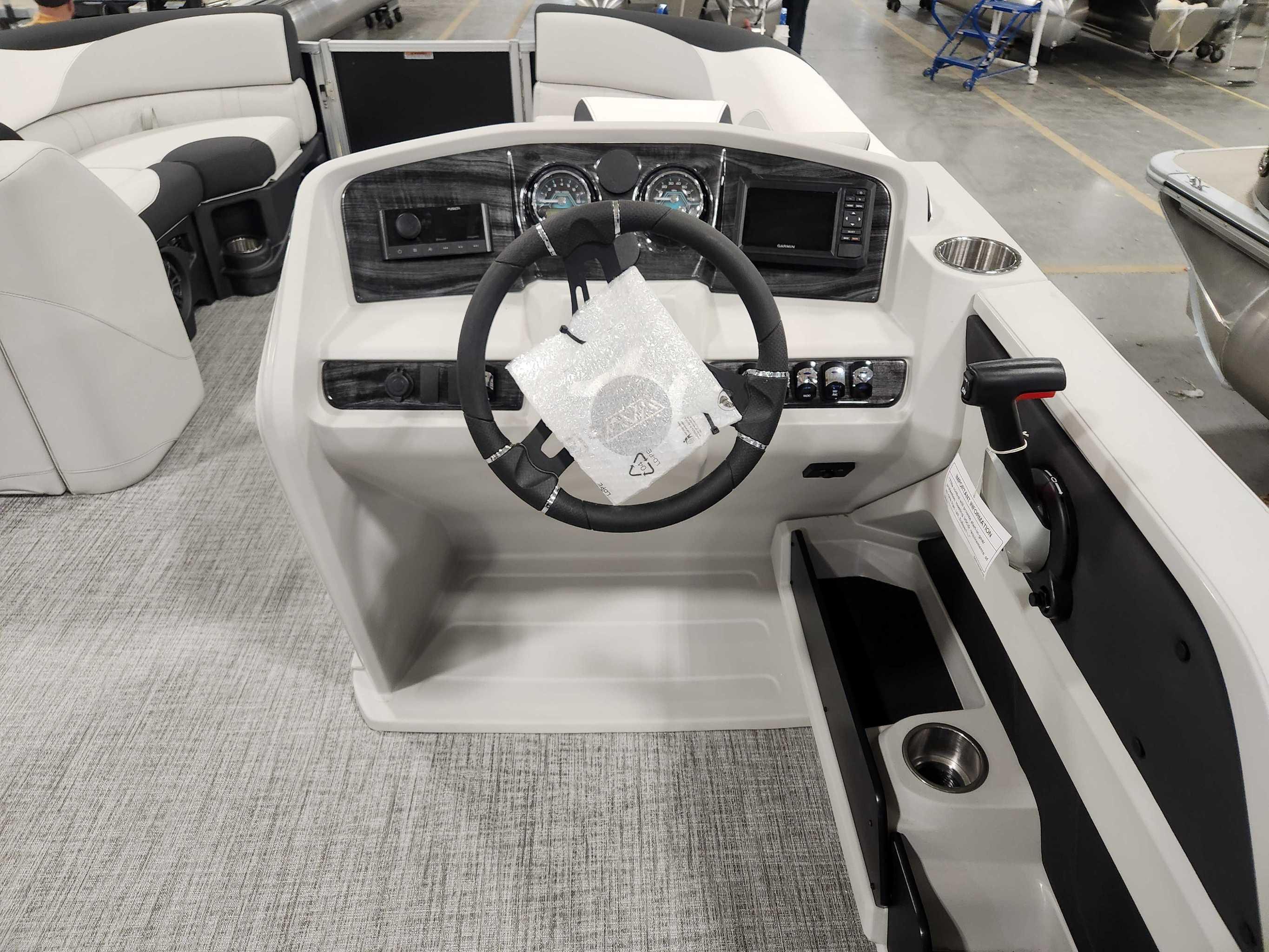 2026 Avalon 2385 25 LSZ VRB