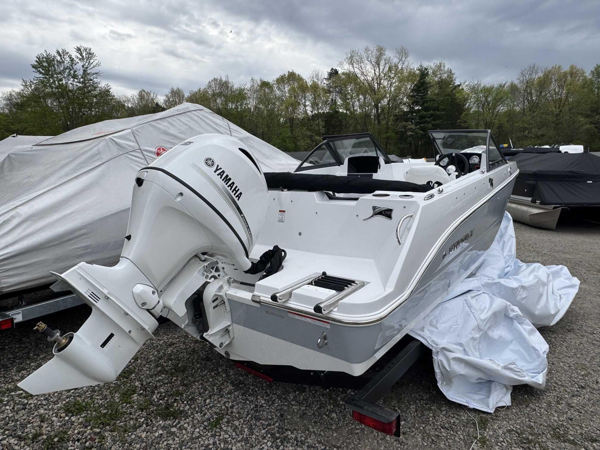 2026 Stingray 172DC