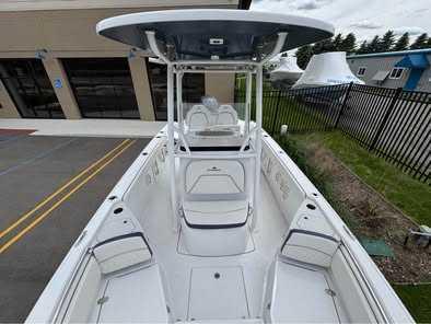2026 Stingray 236CC