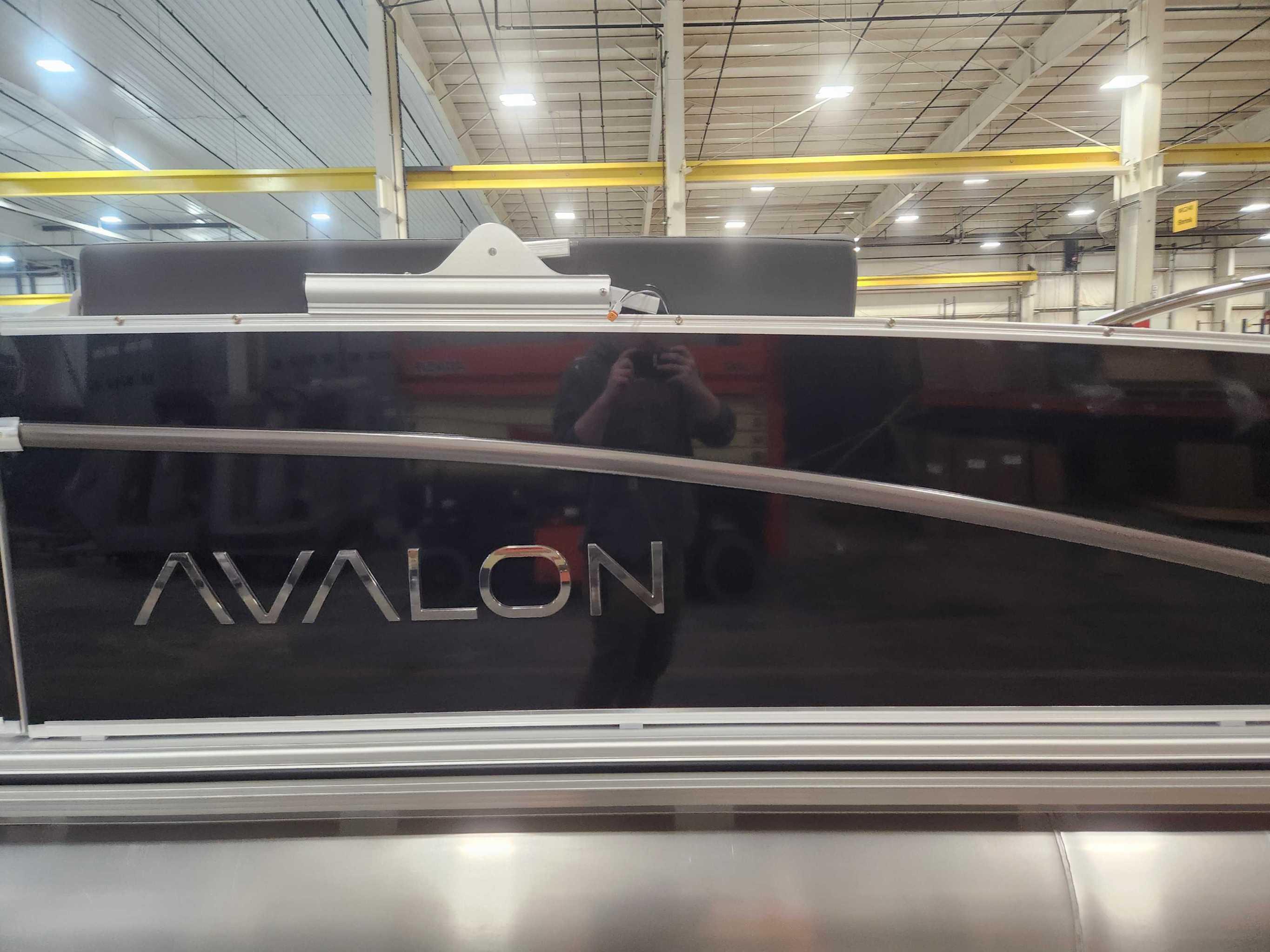 2026 Avalon 2385 25 Catalina VRB