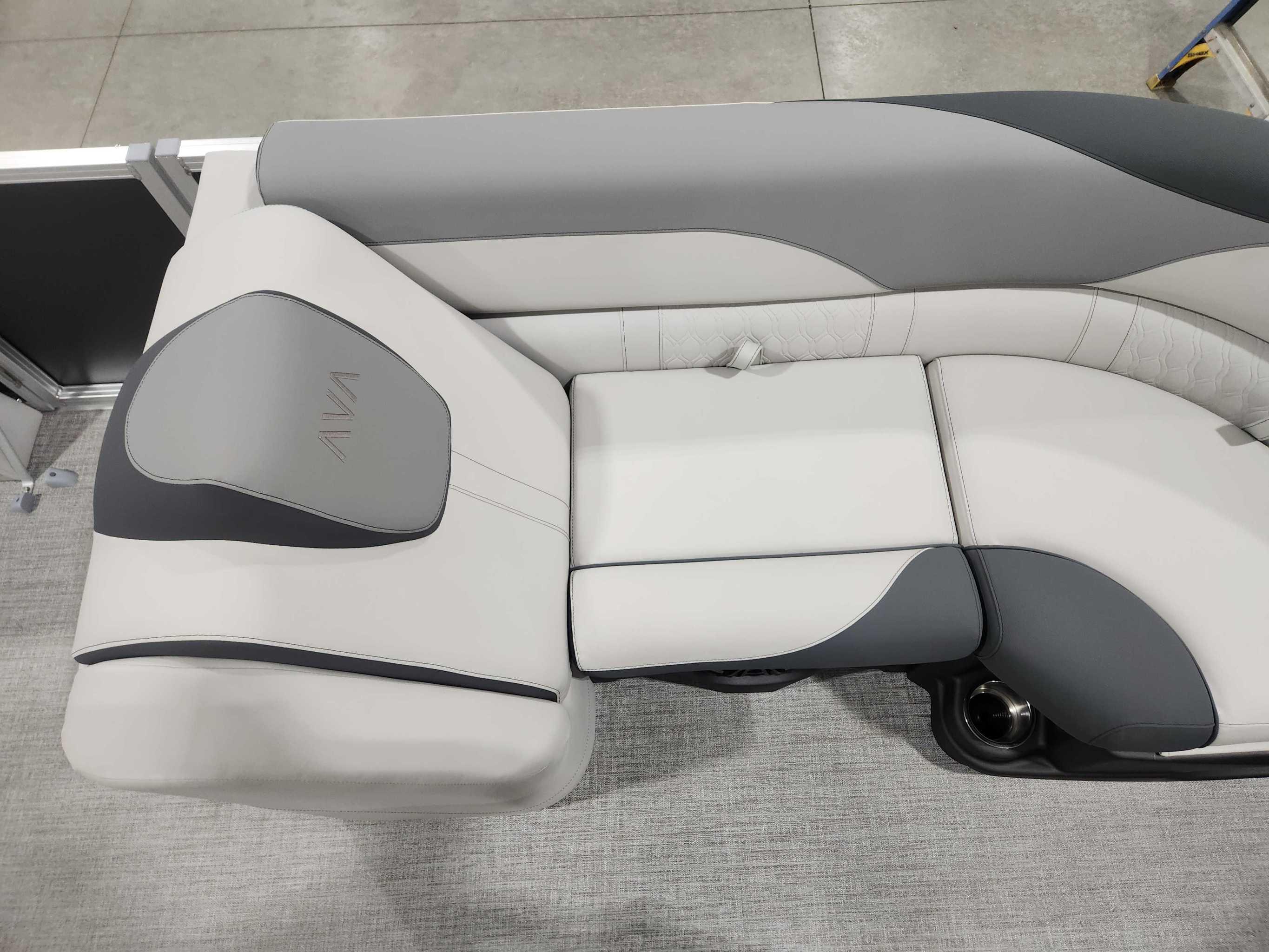 2026 Avalon 2385 25 LSZ QLS