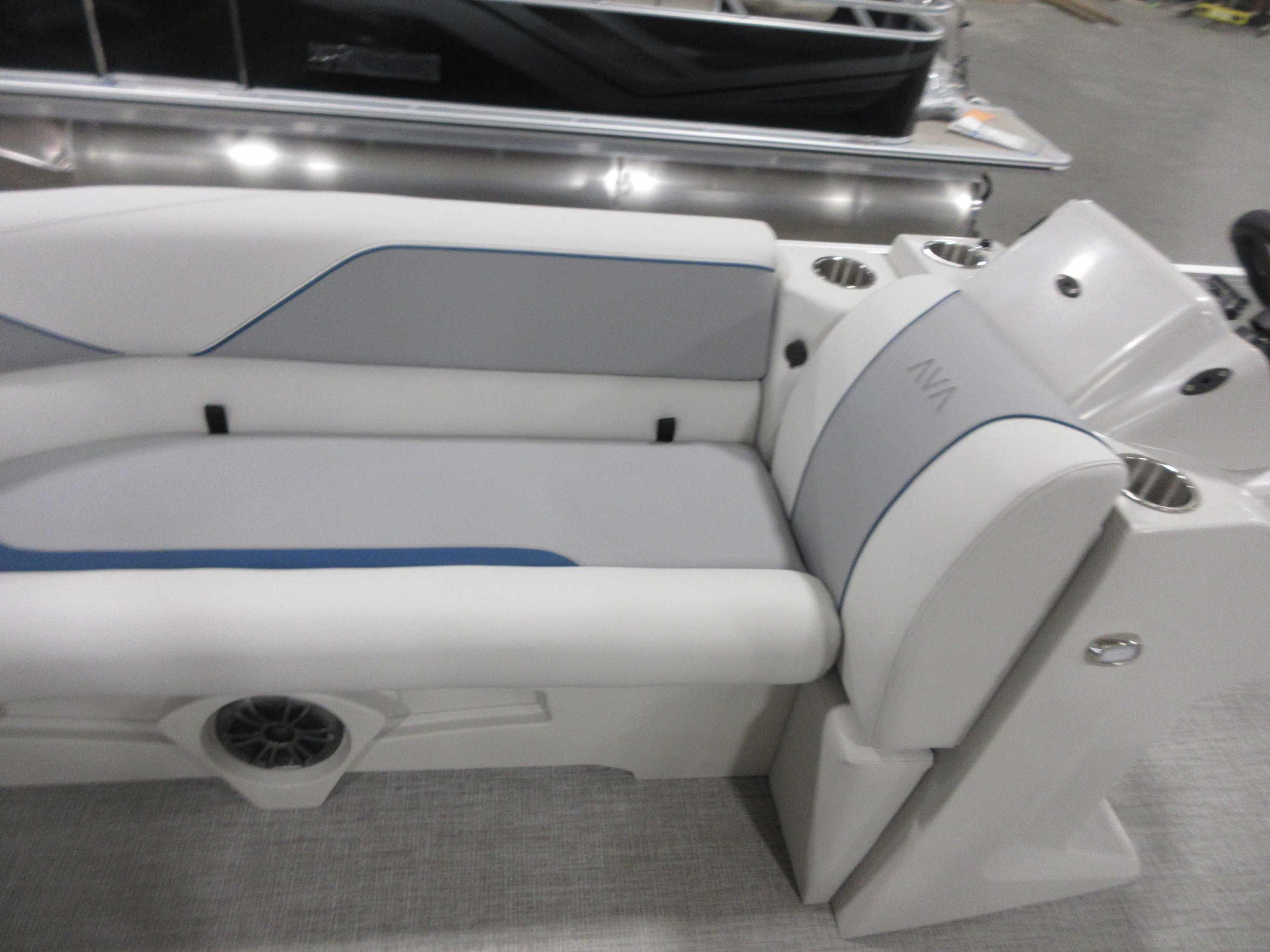 2026 Avalon 2385 25 Venture 85 VRB