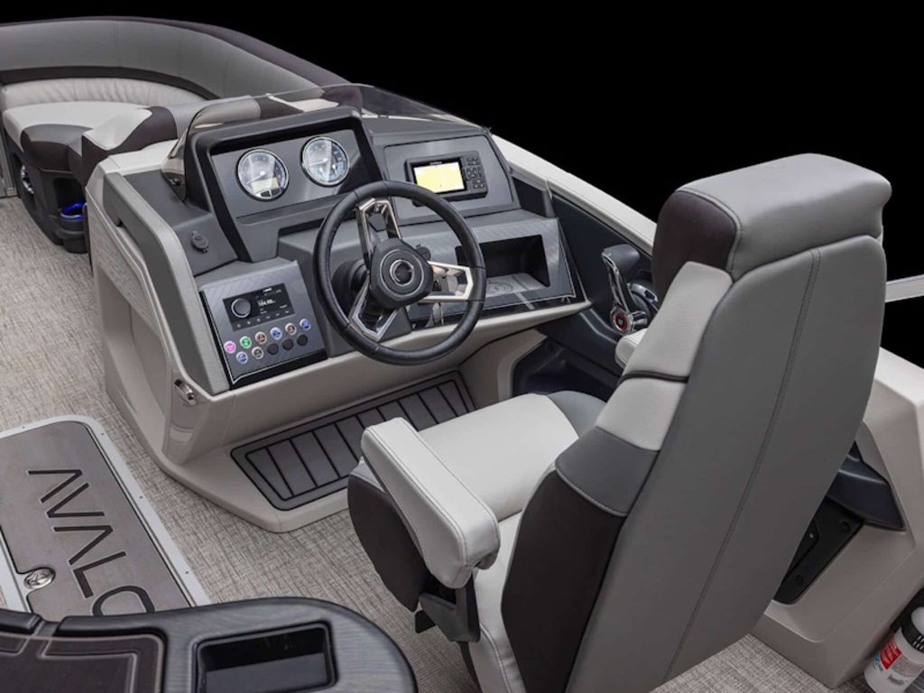 2026 Avalon Catalina Rear Fish 23 FT
