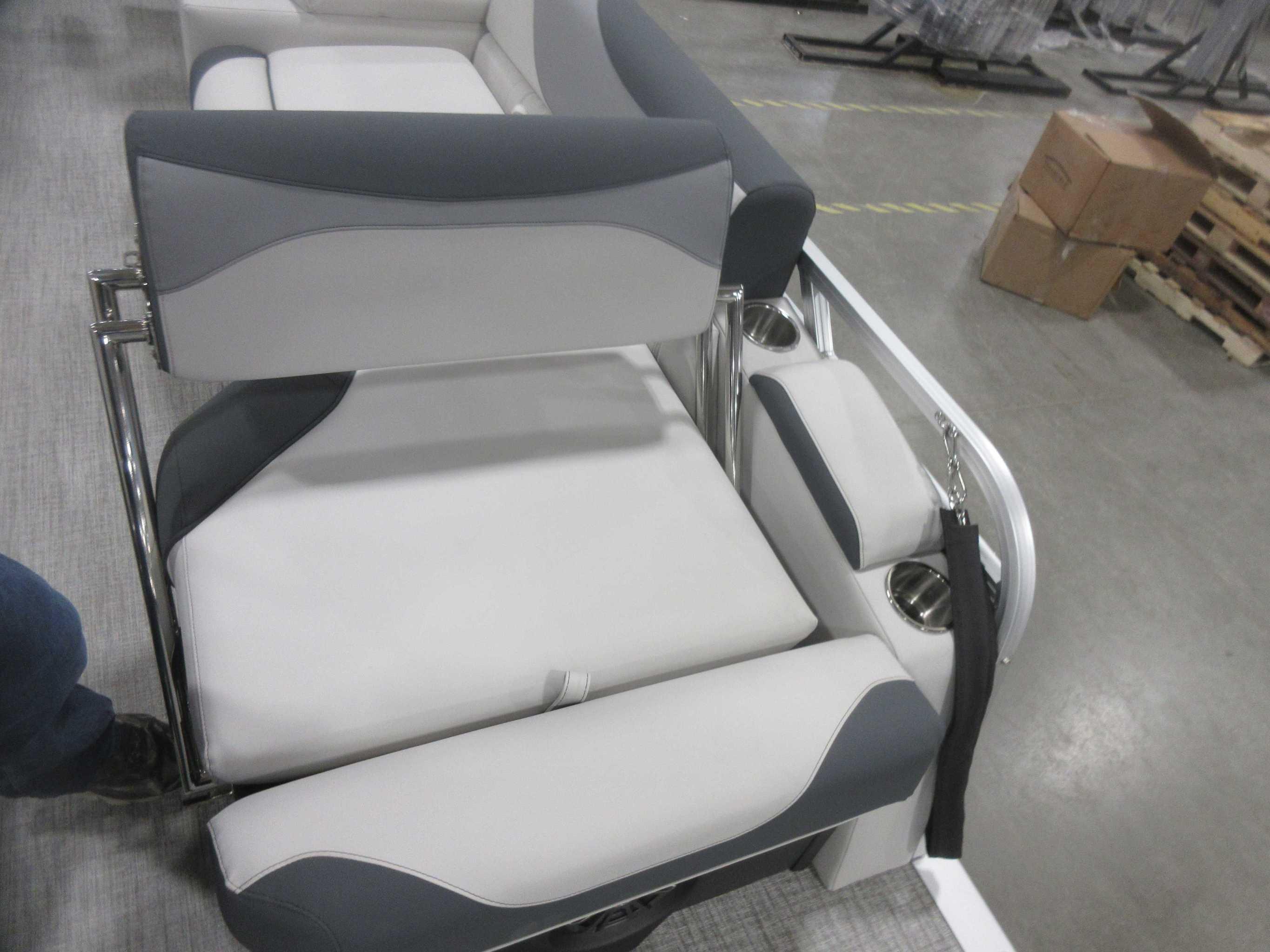 2026 Avalon 2385 25 LSZ QLS