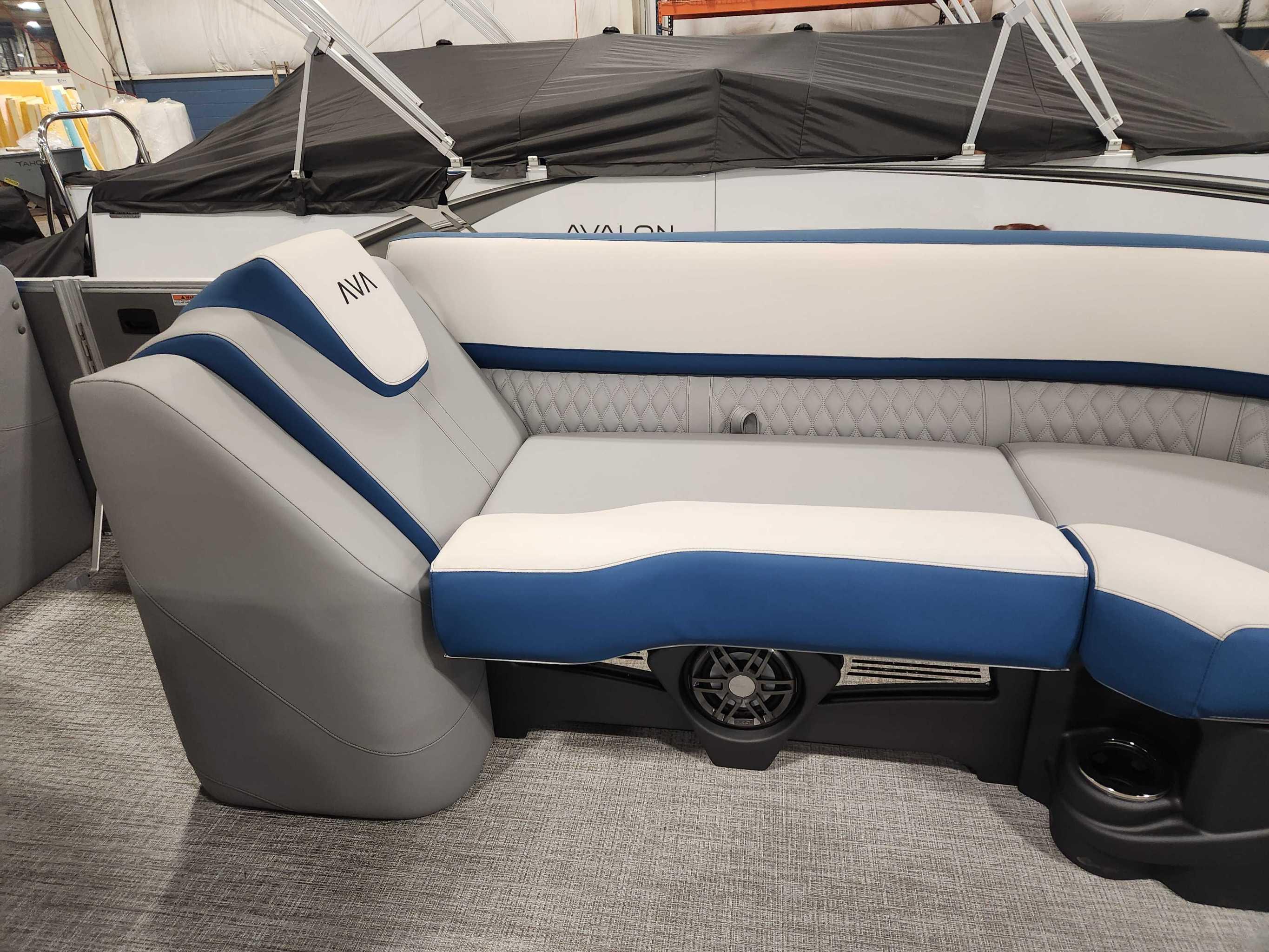2026 Avalon 2385 25 Catalina VRB