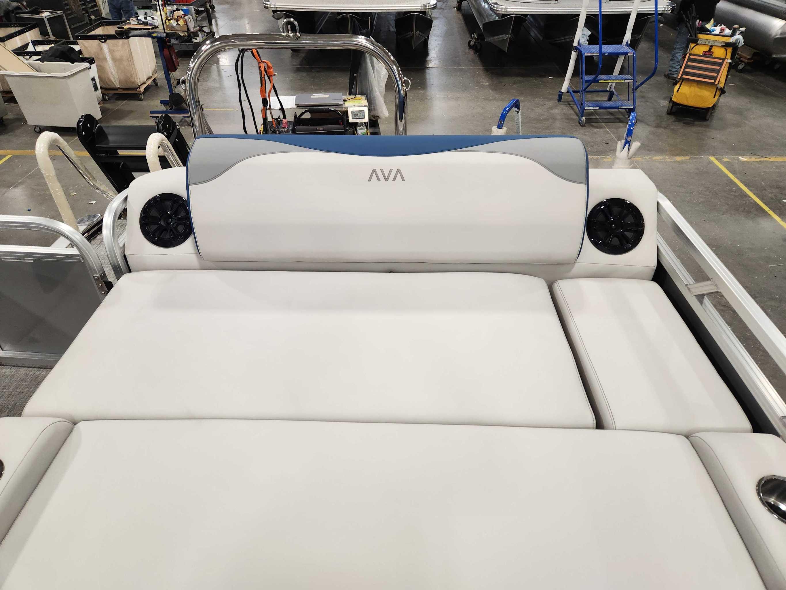 2026 Avalon 2385 25 LSZ VRL
