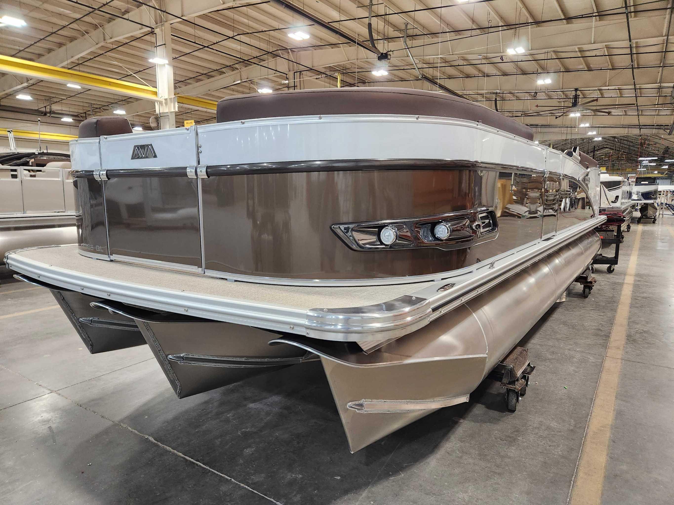2026 Avalon 2385 25 Catalina QL