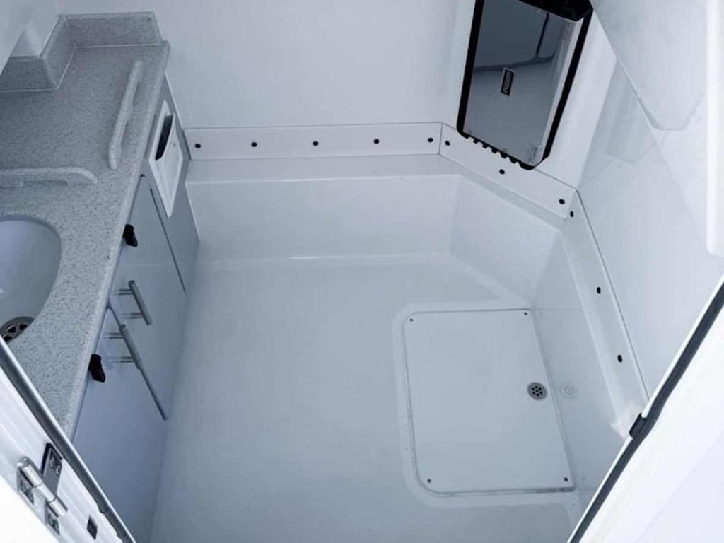 2027 Stingray 26CC Base