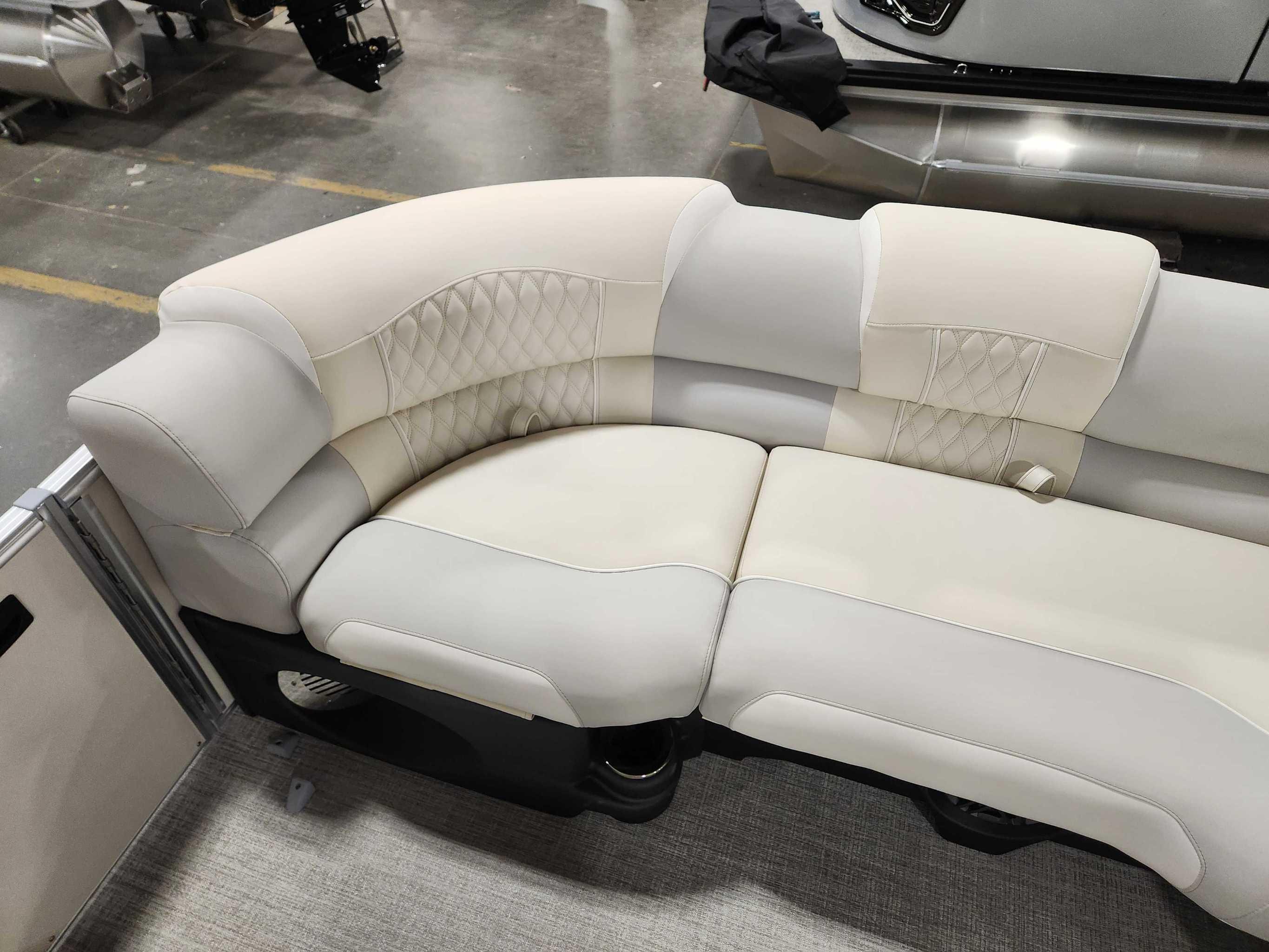 2026 Avalon 2385 25 Catalina QL