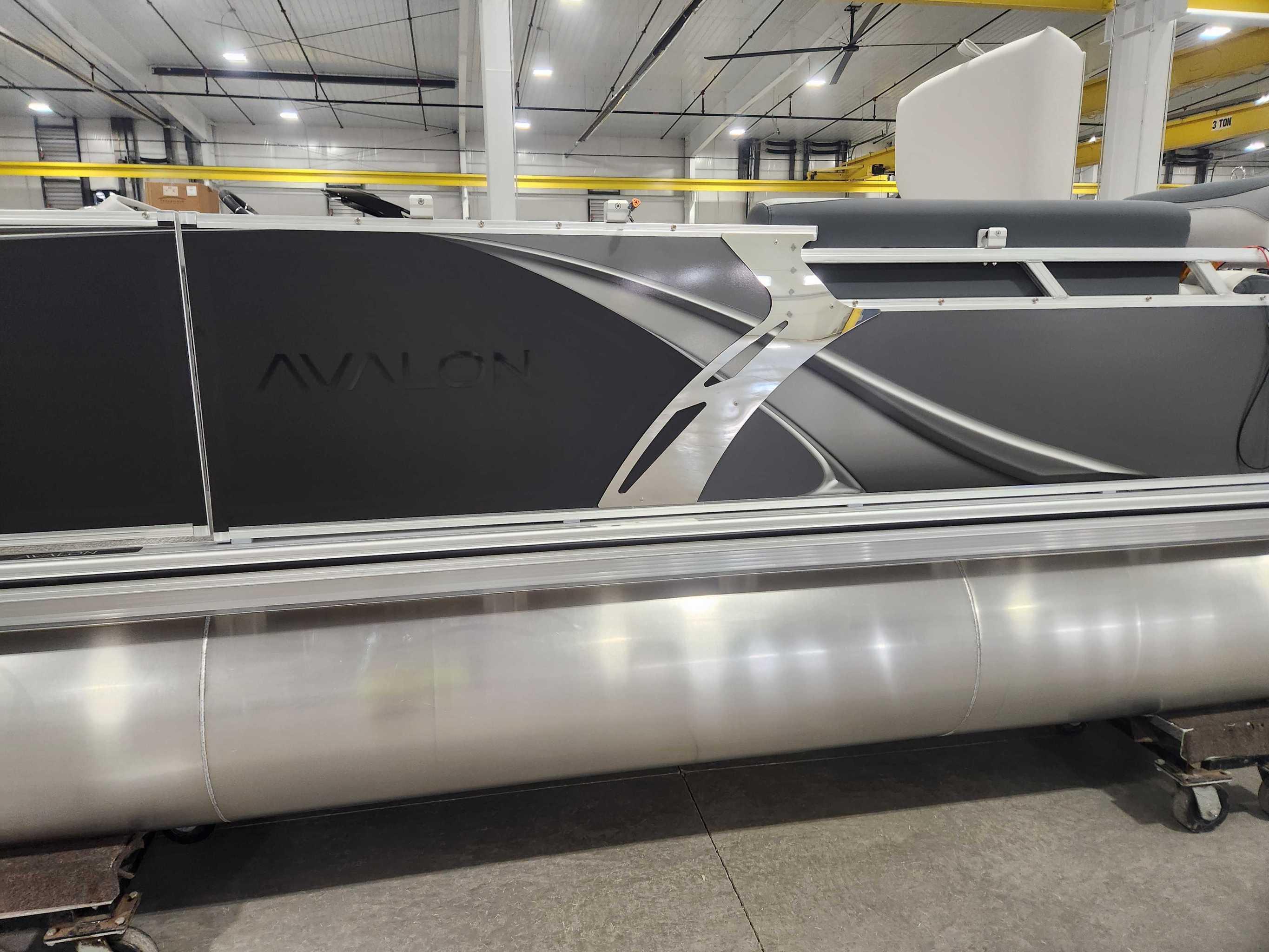 2026 Avalon 2385 25 LSZ QLS