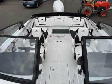 2026 Stingray 20 SBX