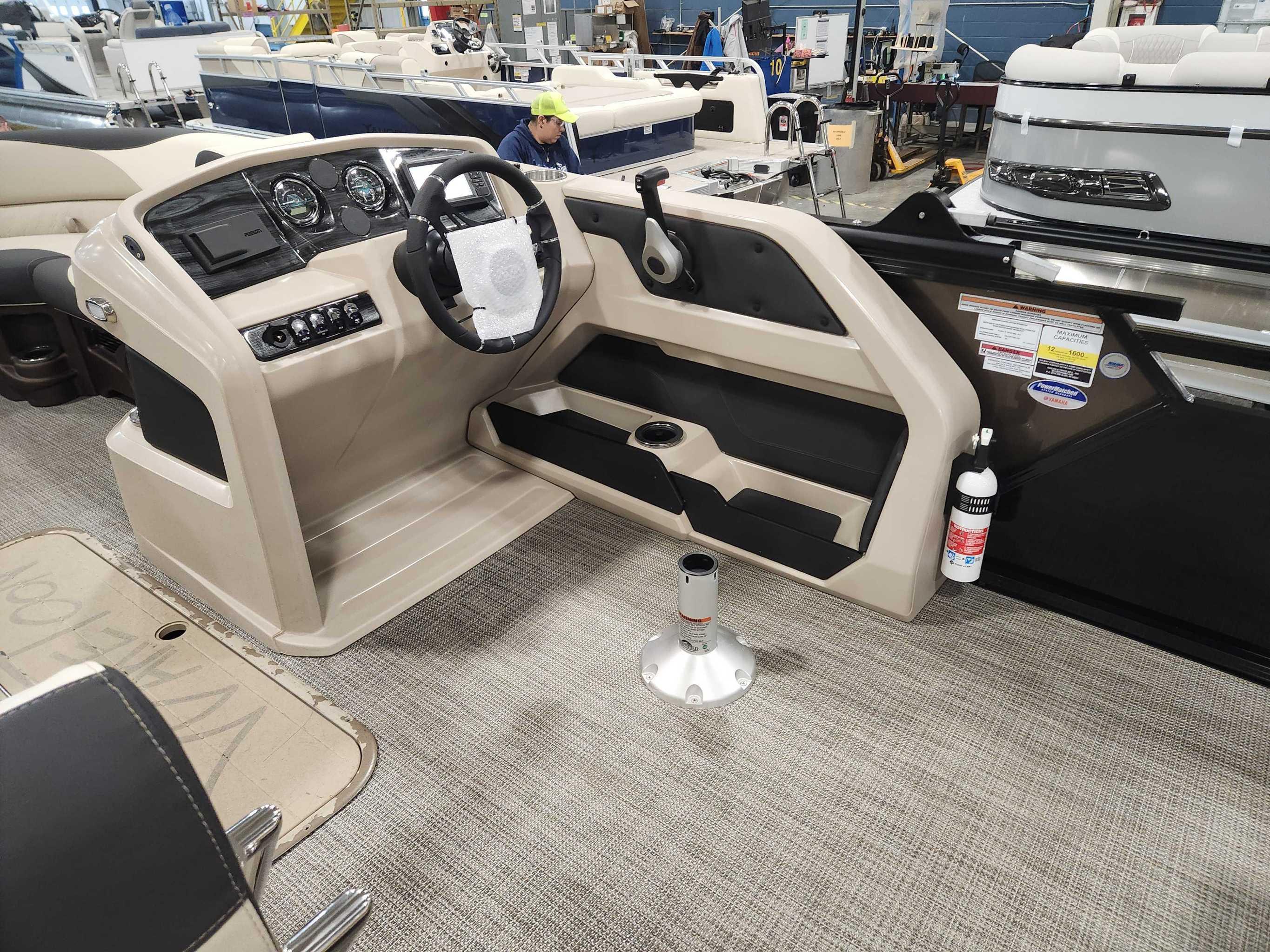 2026 Avalon 2385 25 LSZ ENT
