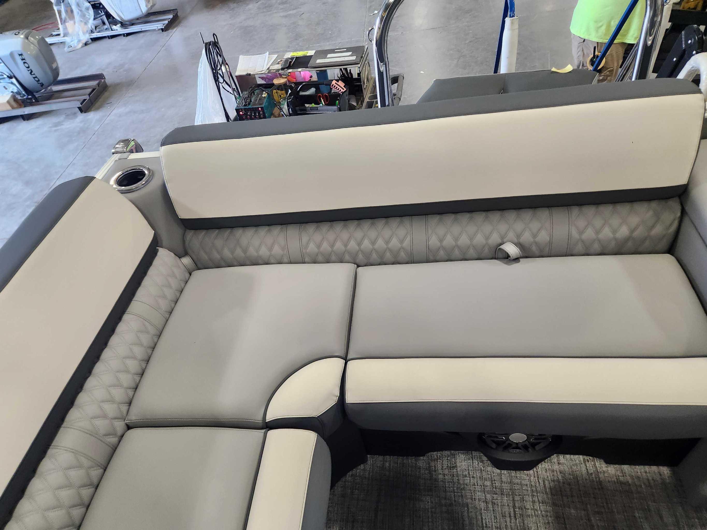 2026 Avalon 2585 25 Catalina ENT