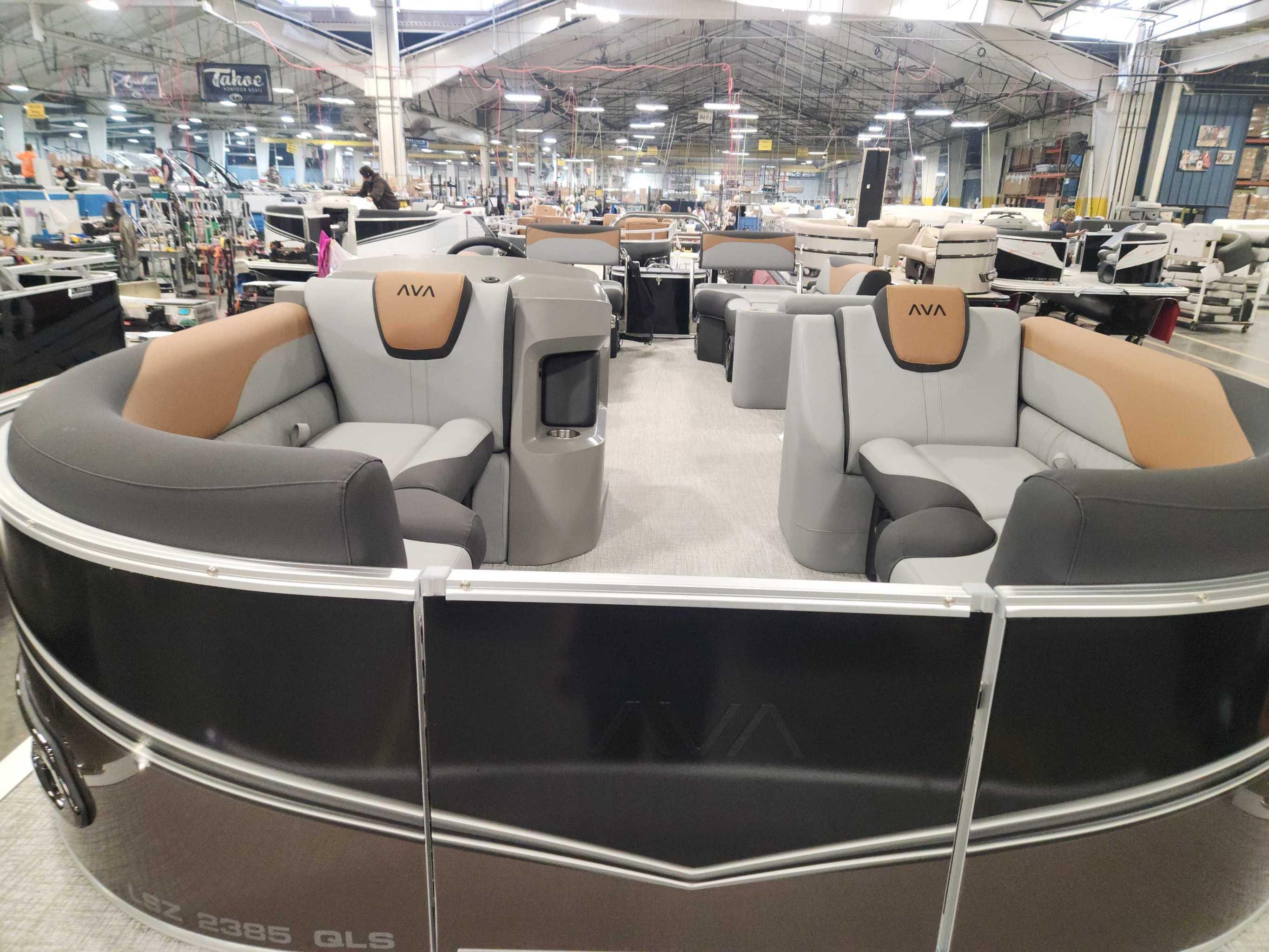 2026 Avalon 2385 25 LSZ QLS