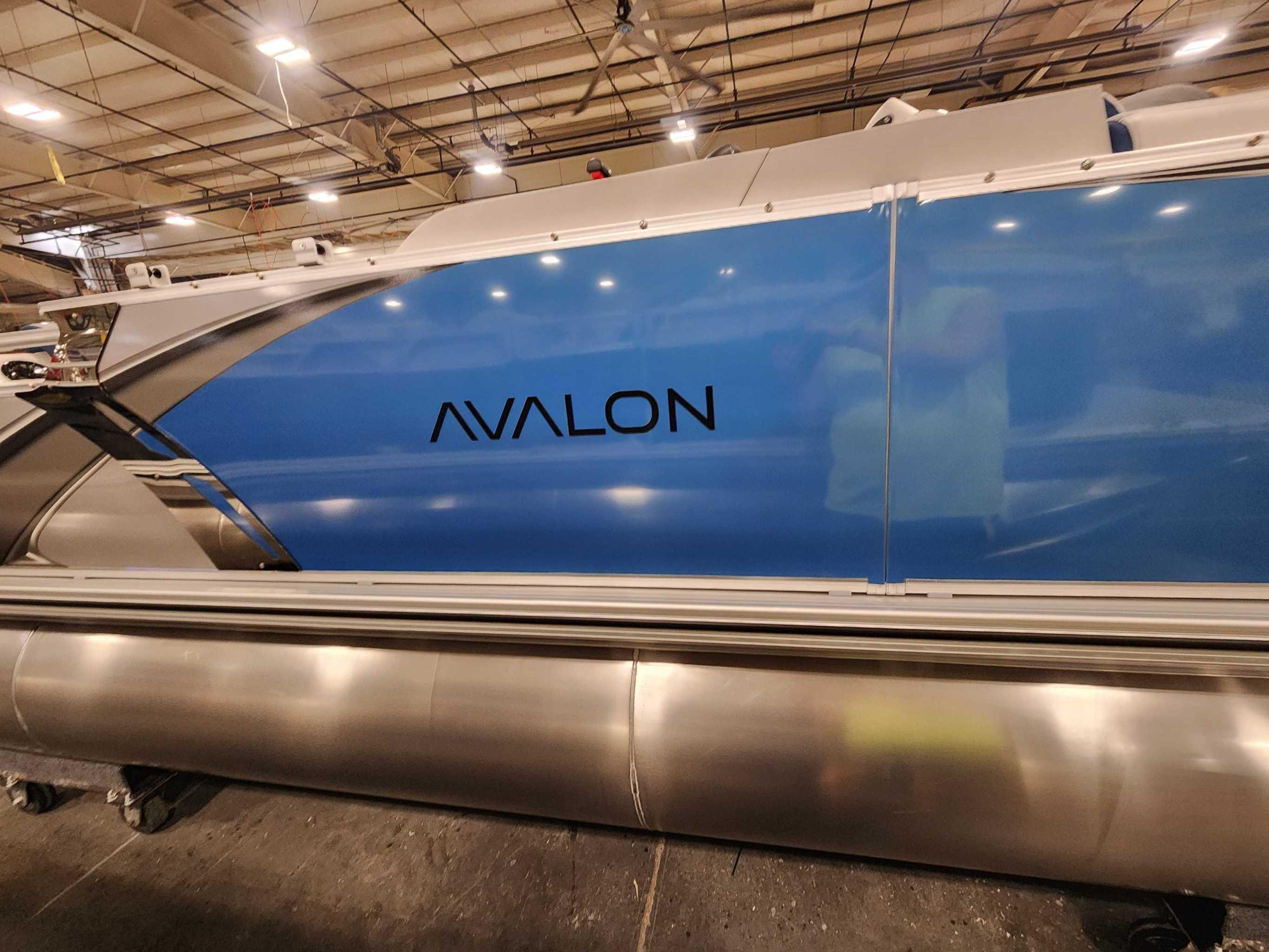 2026 Avalon 2385 25 LSZ VRL