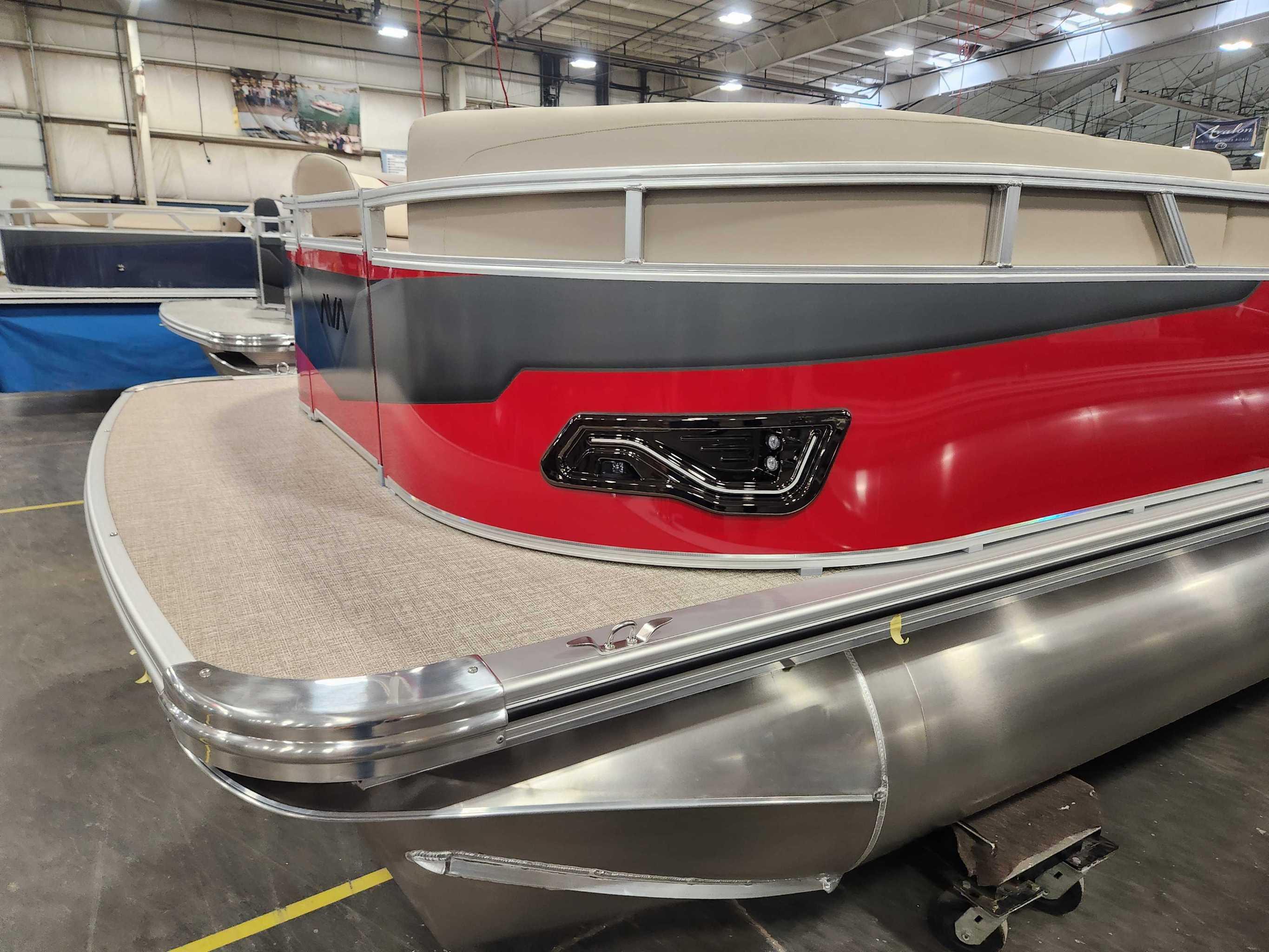 2026 Avalon 2385 25 Venture 85 VRB