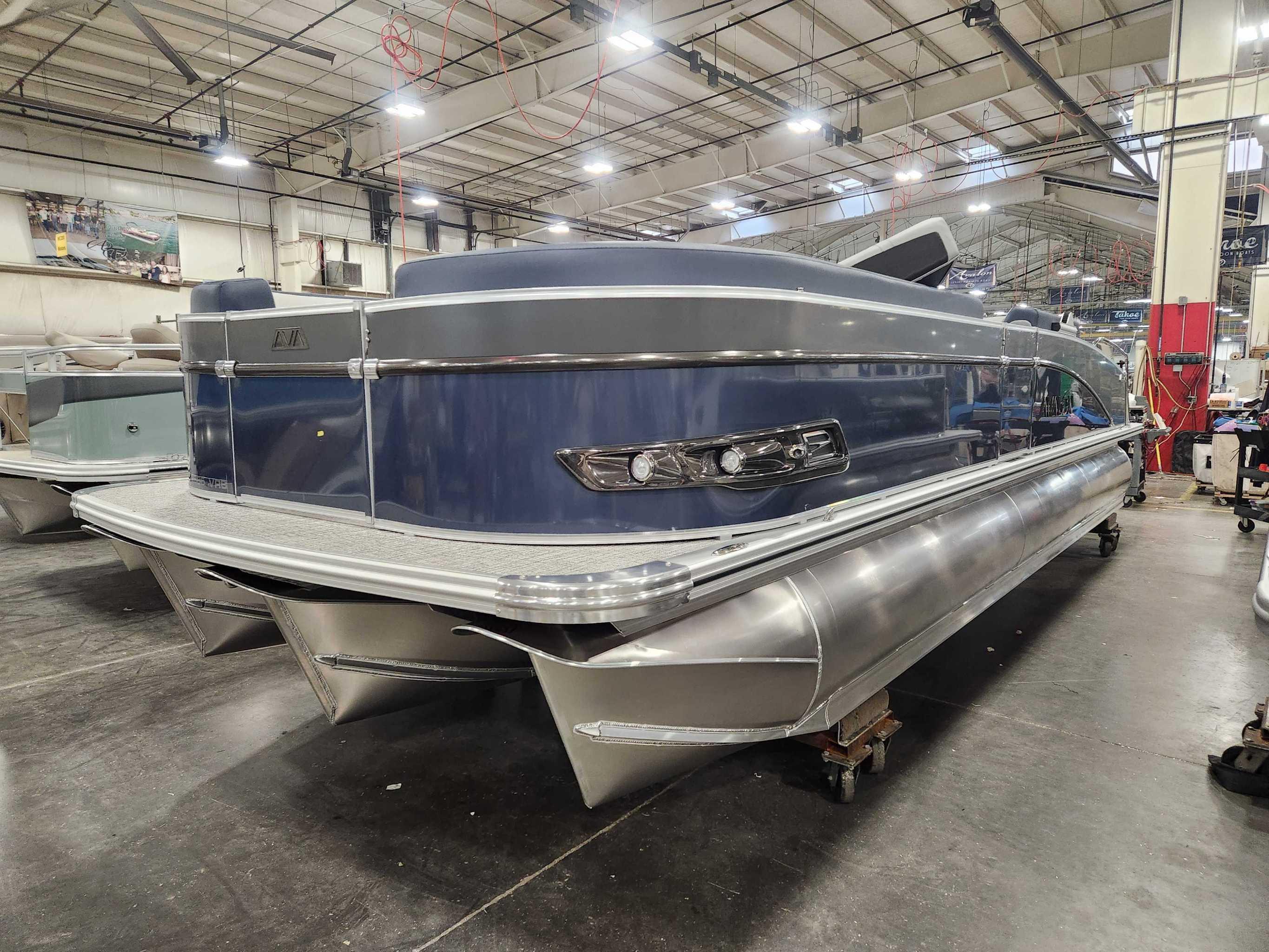 2026 Avalon 2585 25 Catalina VRB