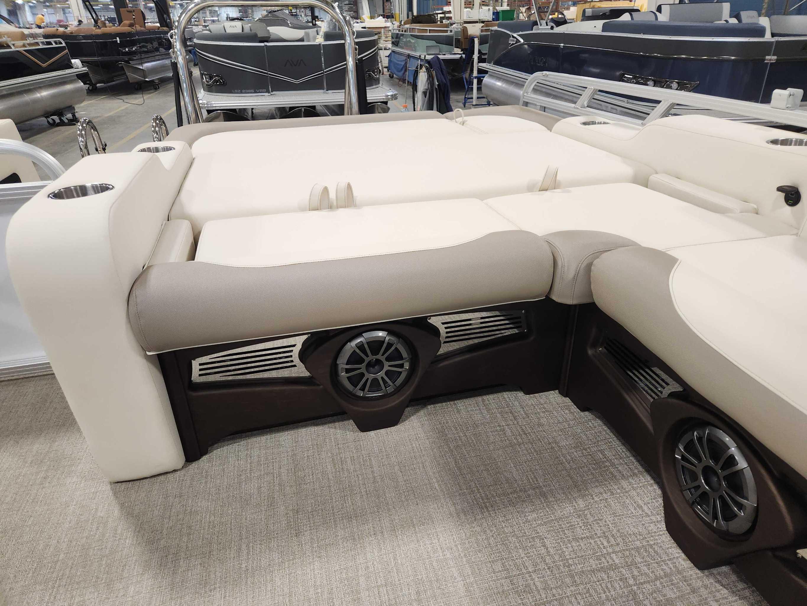 2026 Avalon 2385 25 LSZ VRB