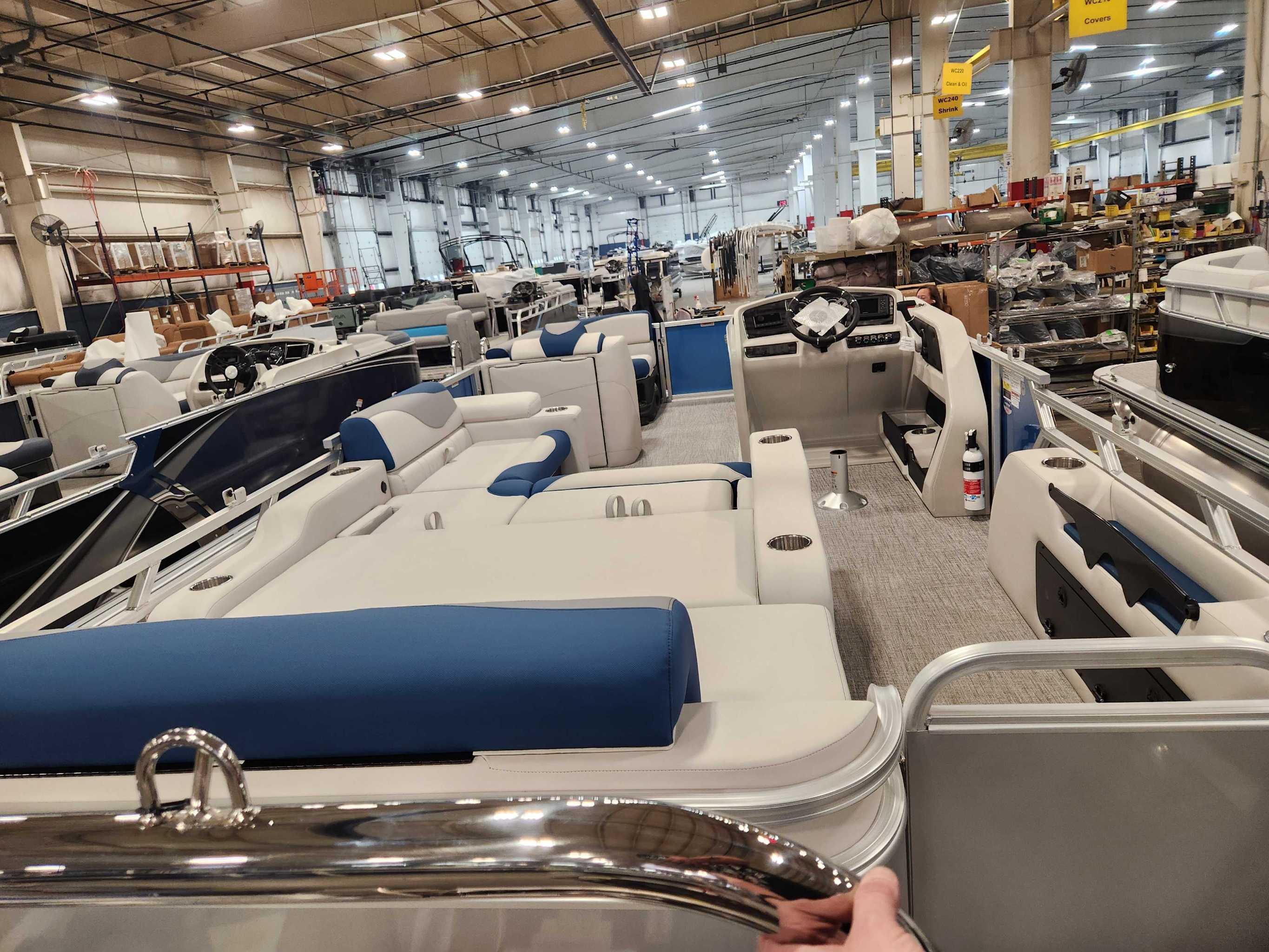 2026 Avalon 2385 25 LSZ VRL