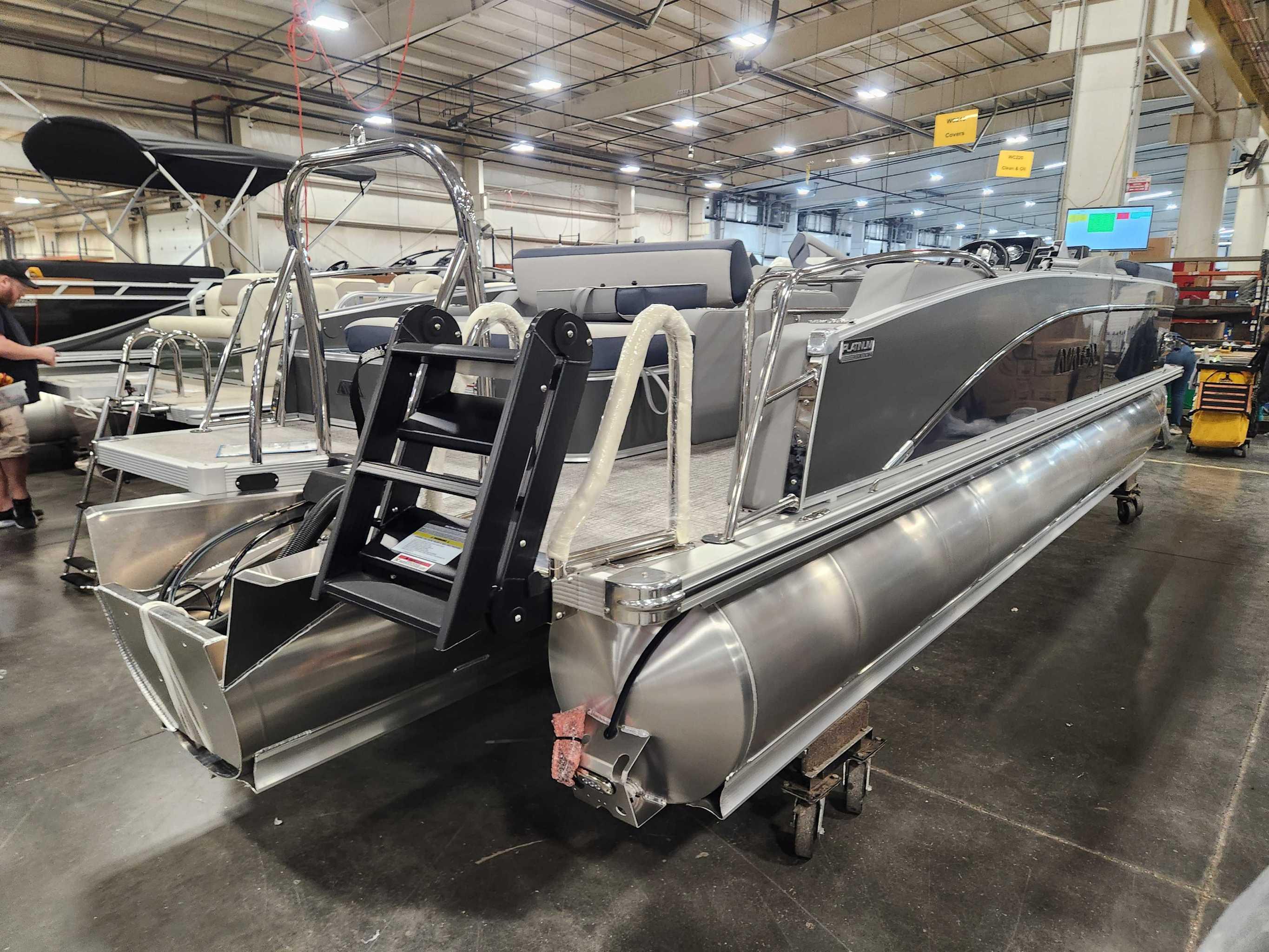 2026 Avalon 2585 25 Catalina VRB