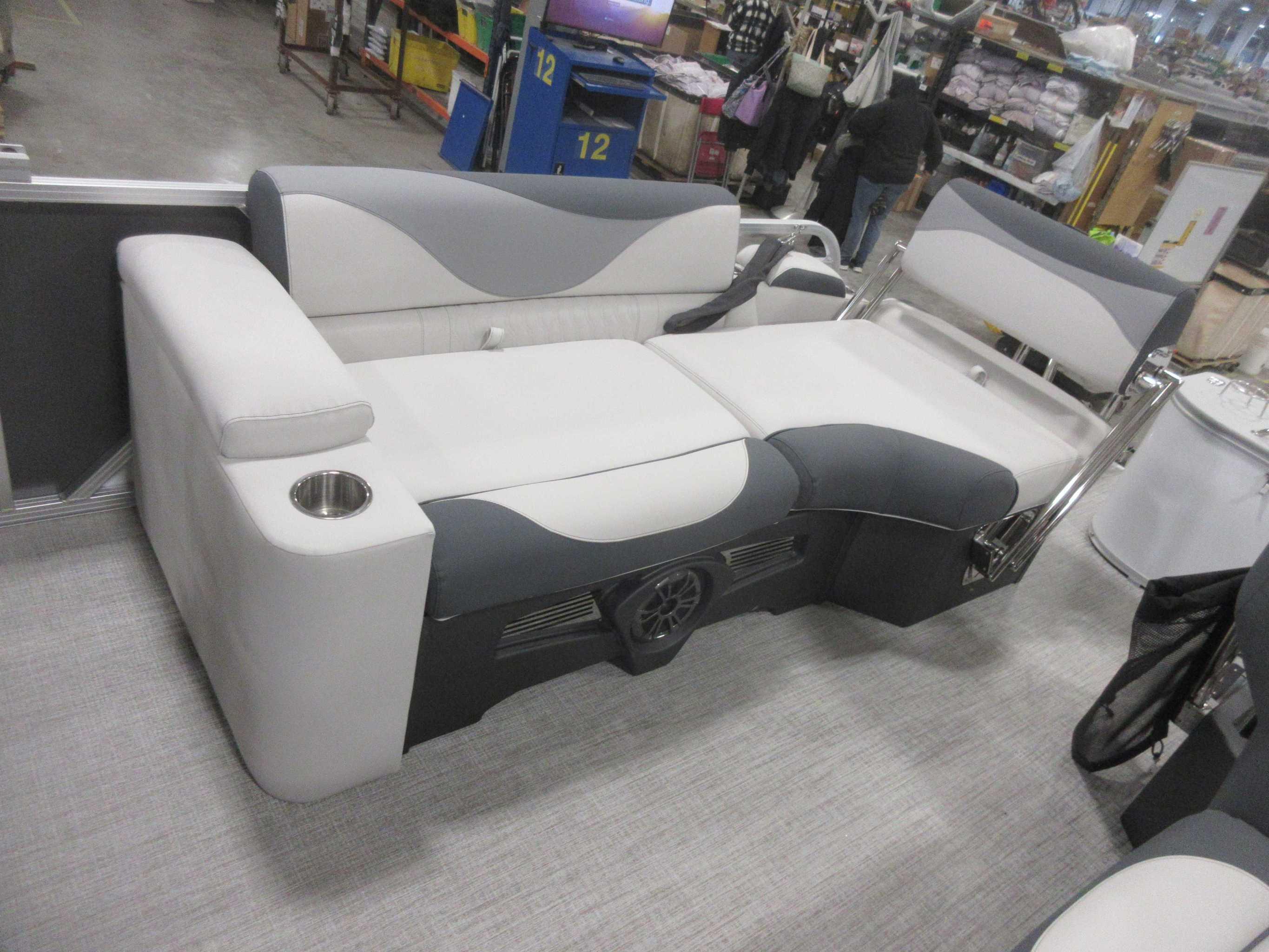 2026 Avalon 2385 25 LSZ QLS