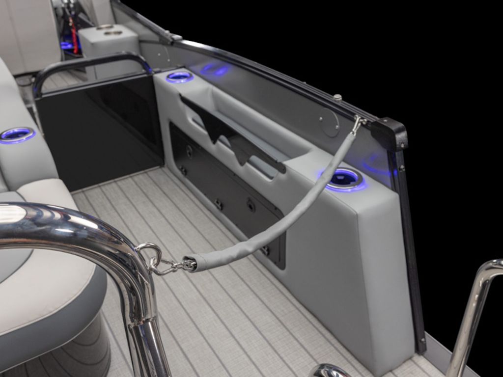 2026 Avalon Catalina Versatile Rear Bench 25 FT