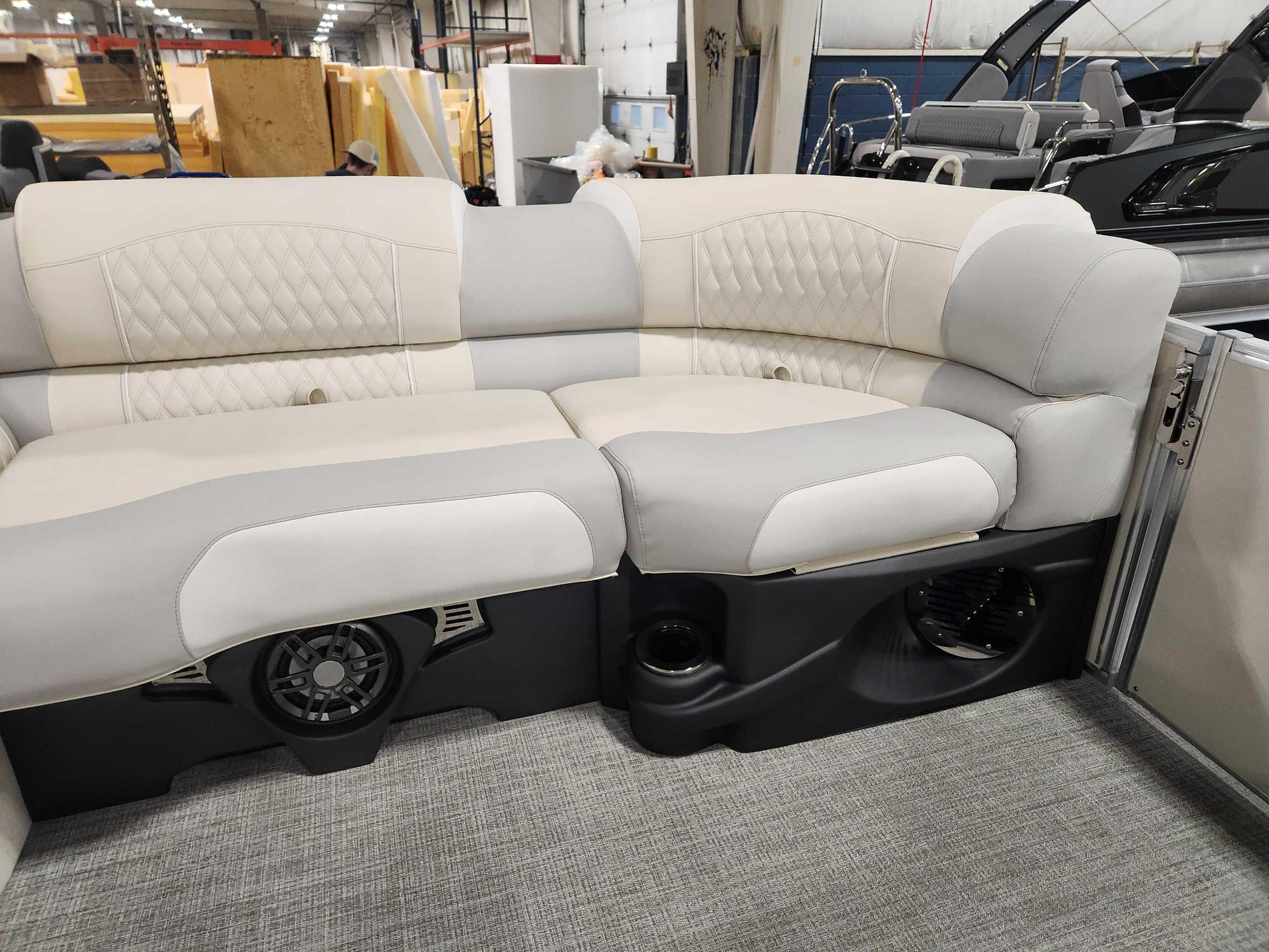 2026 Avalon 2385 25 Catalina QL