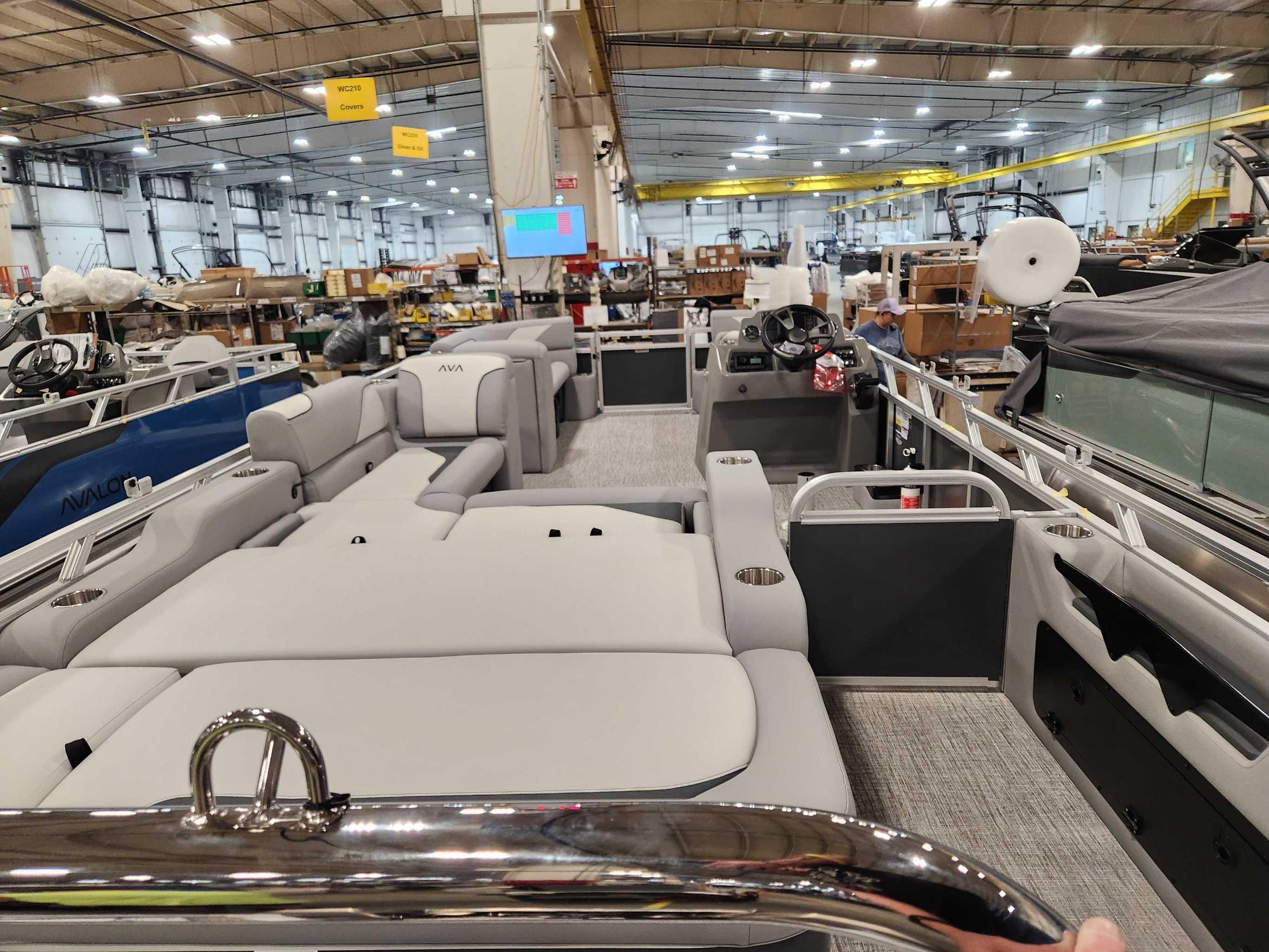 2026 Avalon 2385 25 Venture 85 VRB