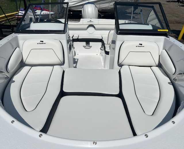 2026 Stingray 172DC