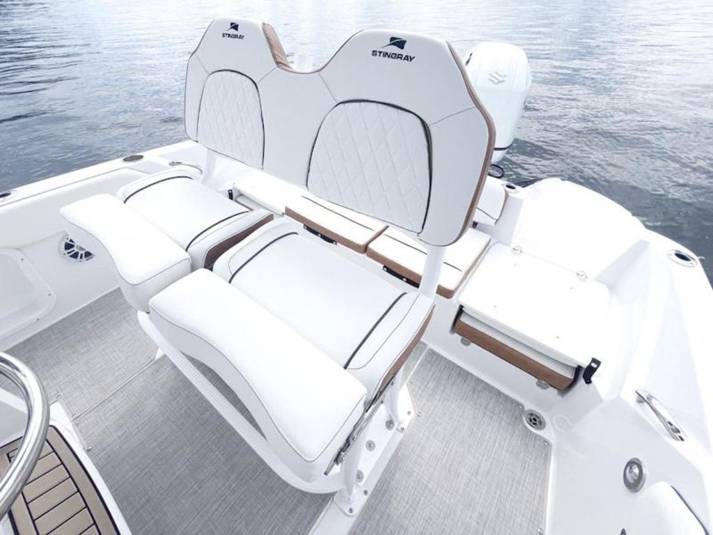 2027 Stingray 20CC Base
