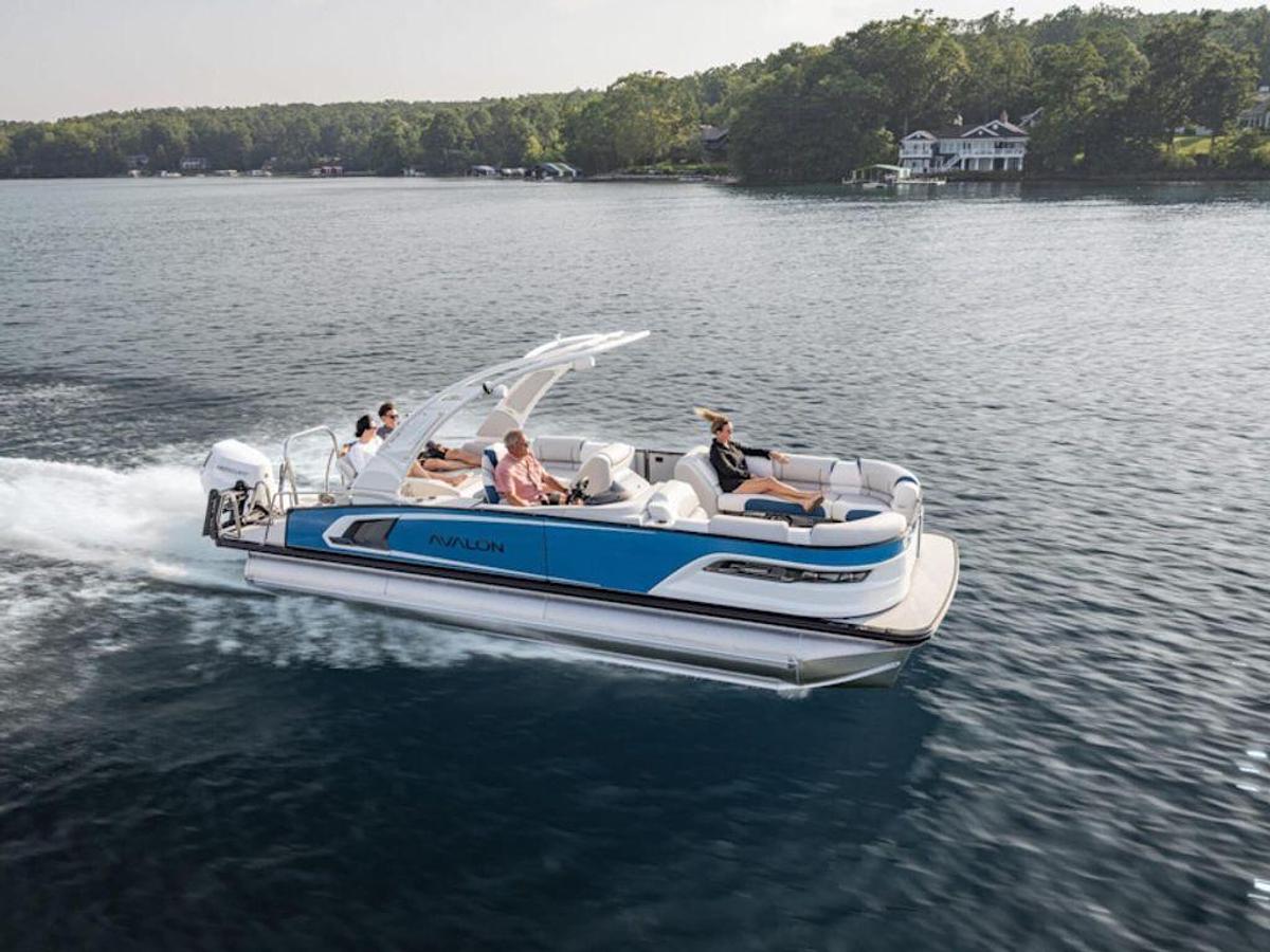 2026 Avalon Excalibur LTD Flex Lounge 25 FT