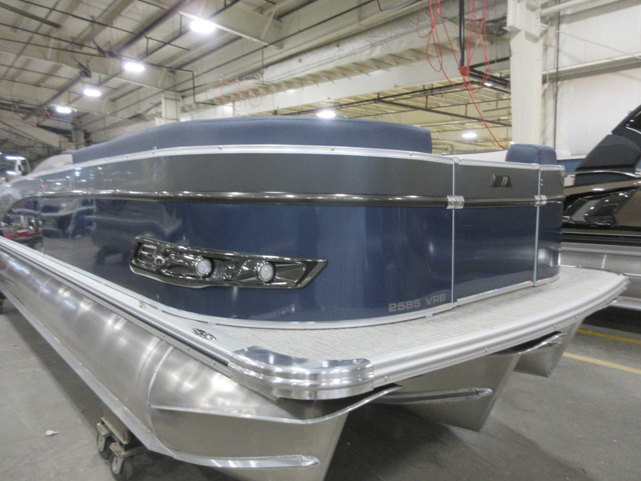 2026 Avalon 2585 25 Catalina VRB