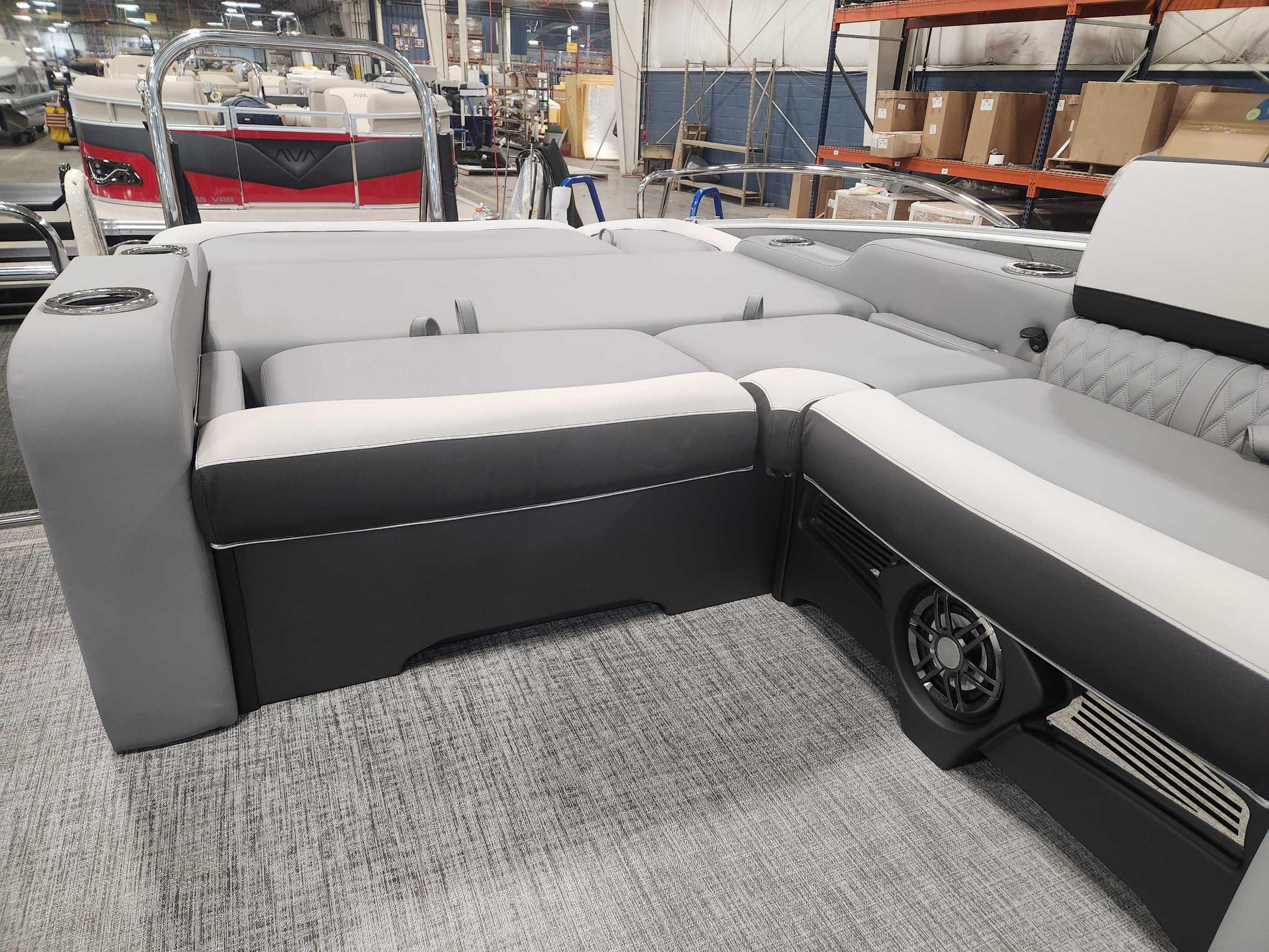 2026 Avalon 2385 25 Catalina VRB