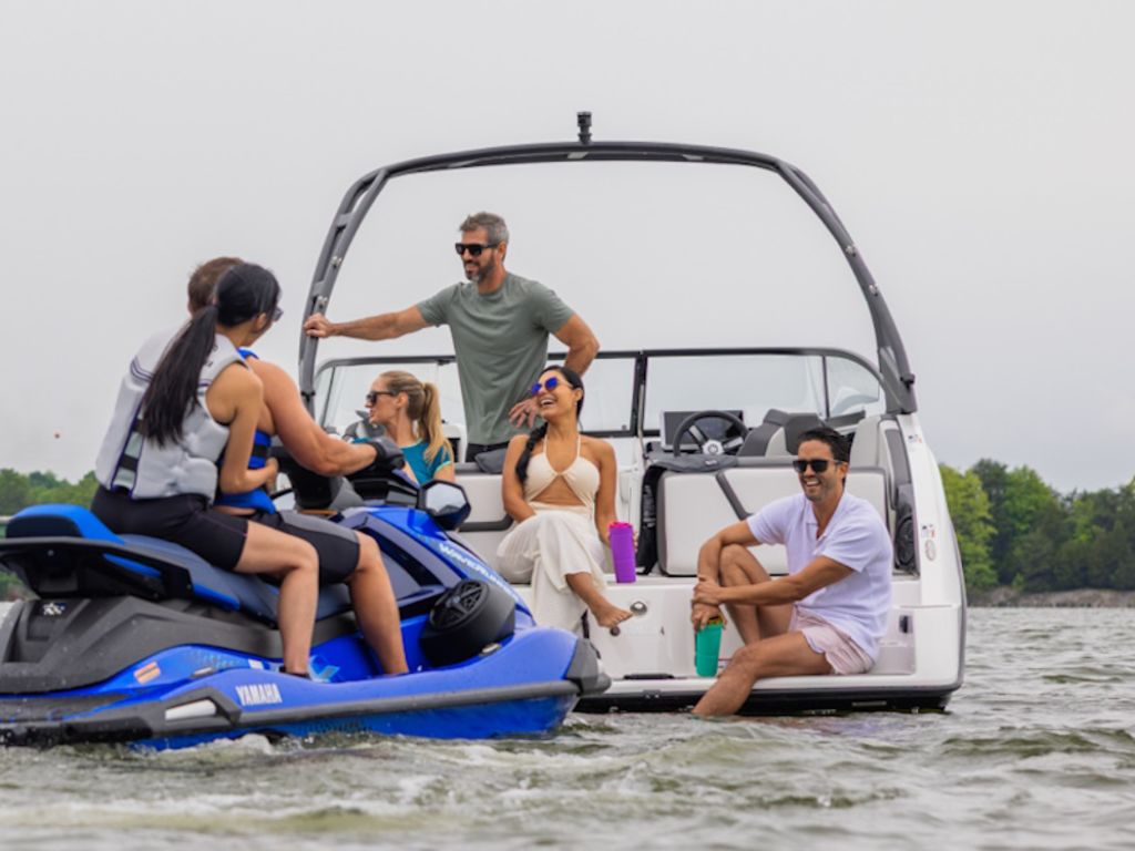 2026 Yamaha Marine AR250 Base