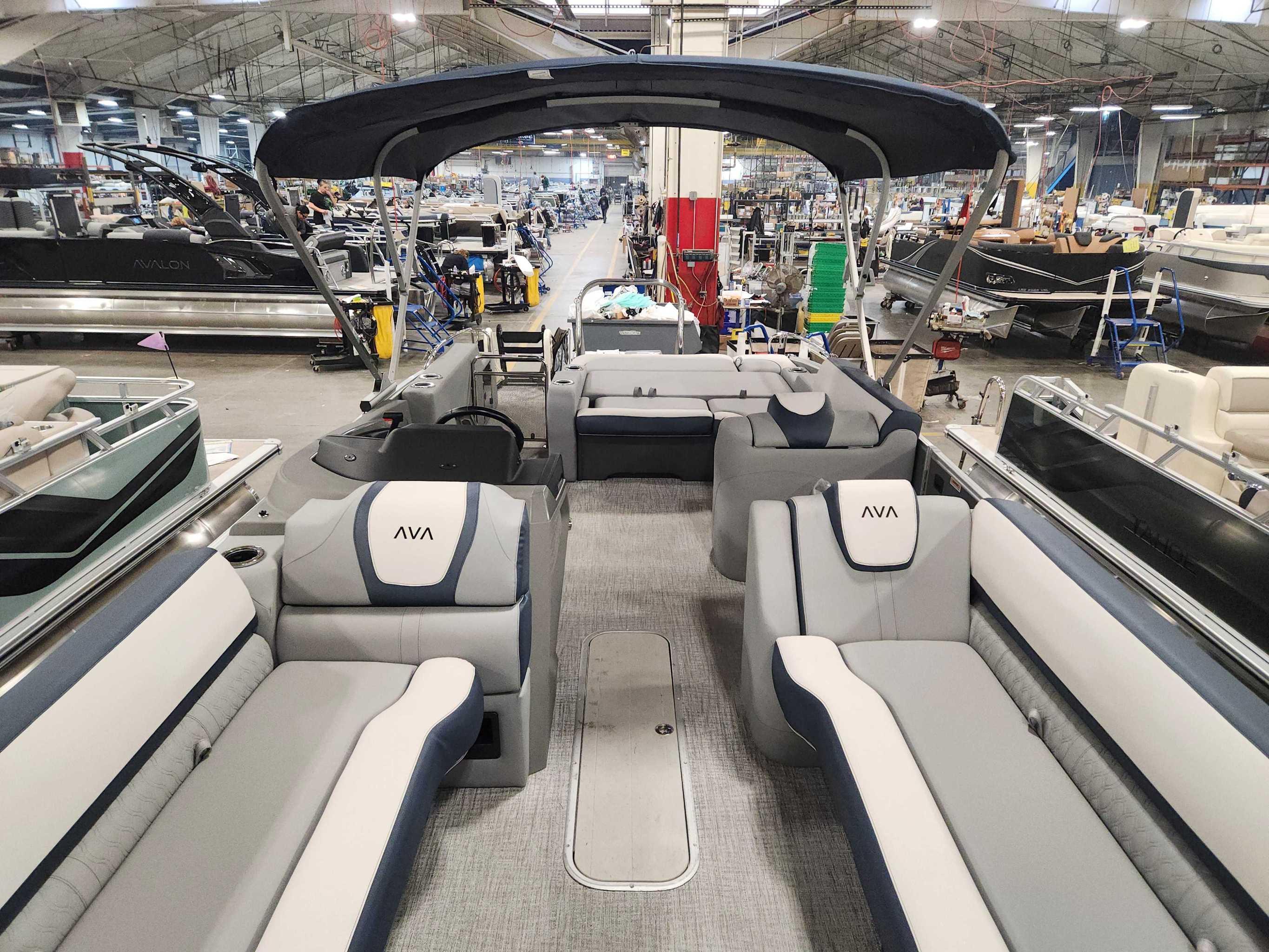 2026 Avalon 2585 25 Catalina VRB