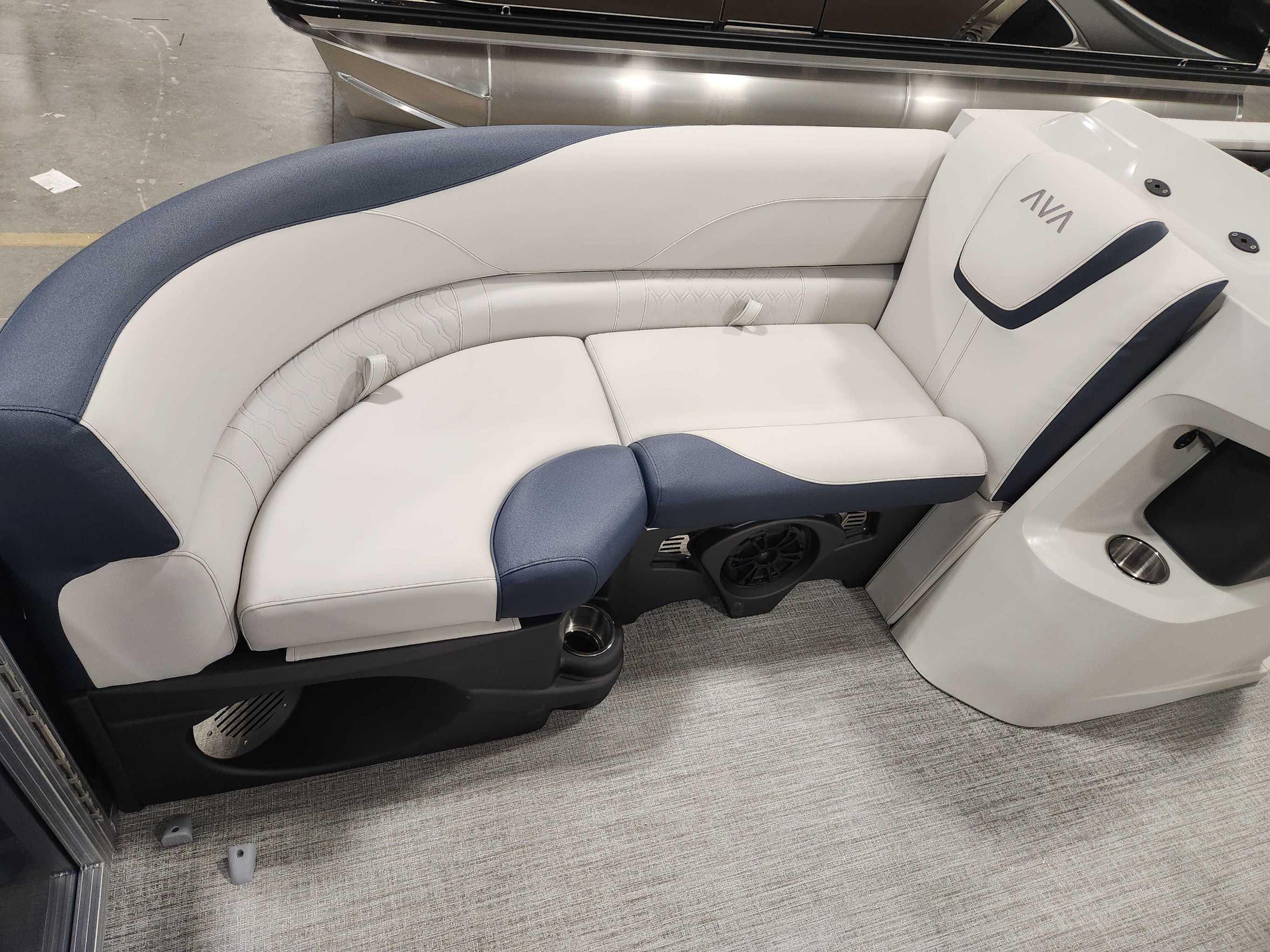 2026 Avalon 2385 25 LSZ QLS