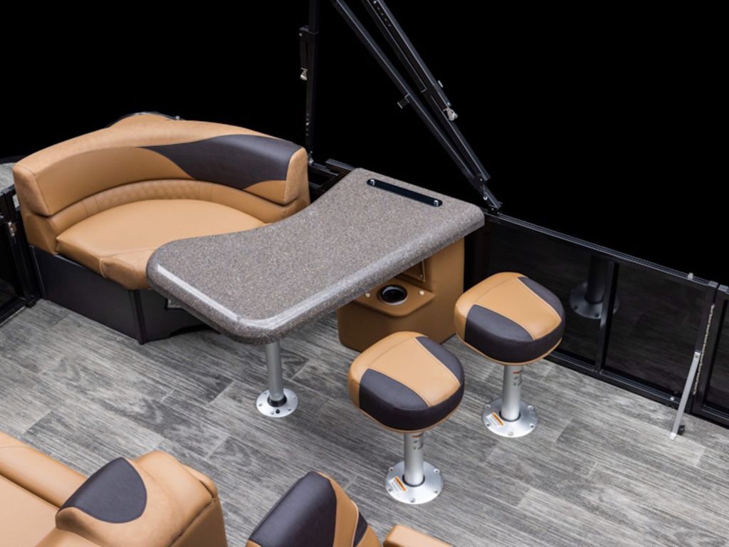 2026 Avalon LSZ Entertainer 23 FT