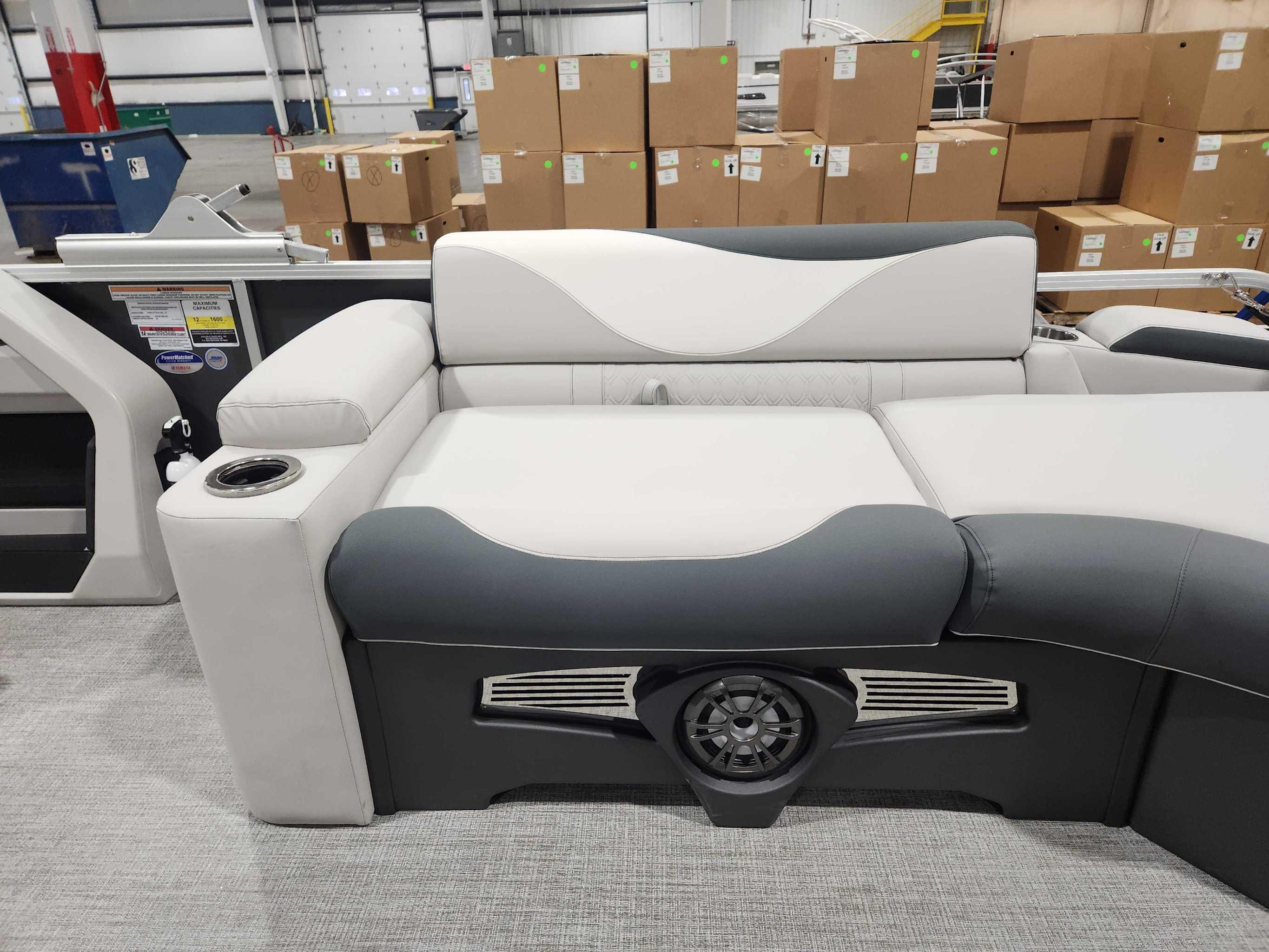 2026 Avalon 2385 25 LSZ QLS