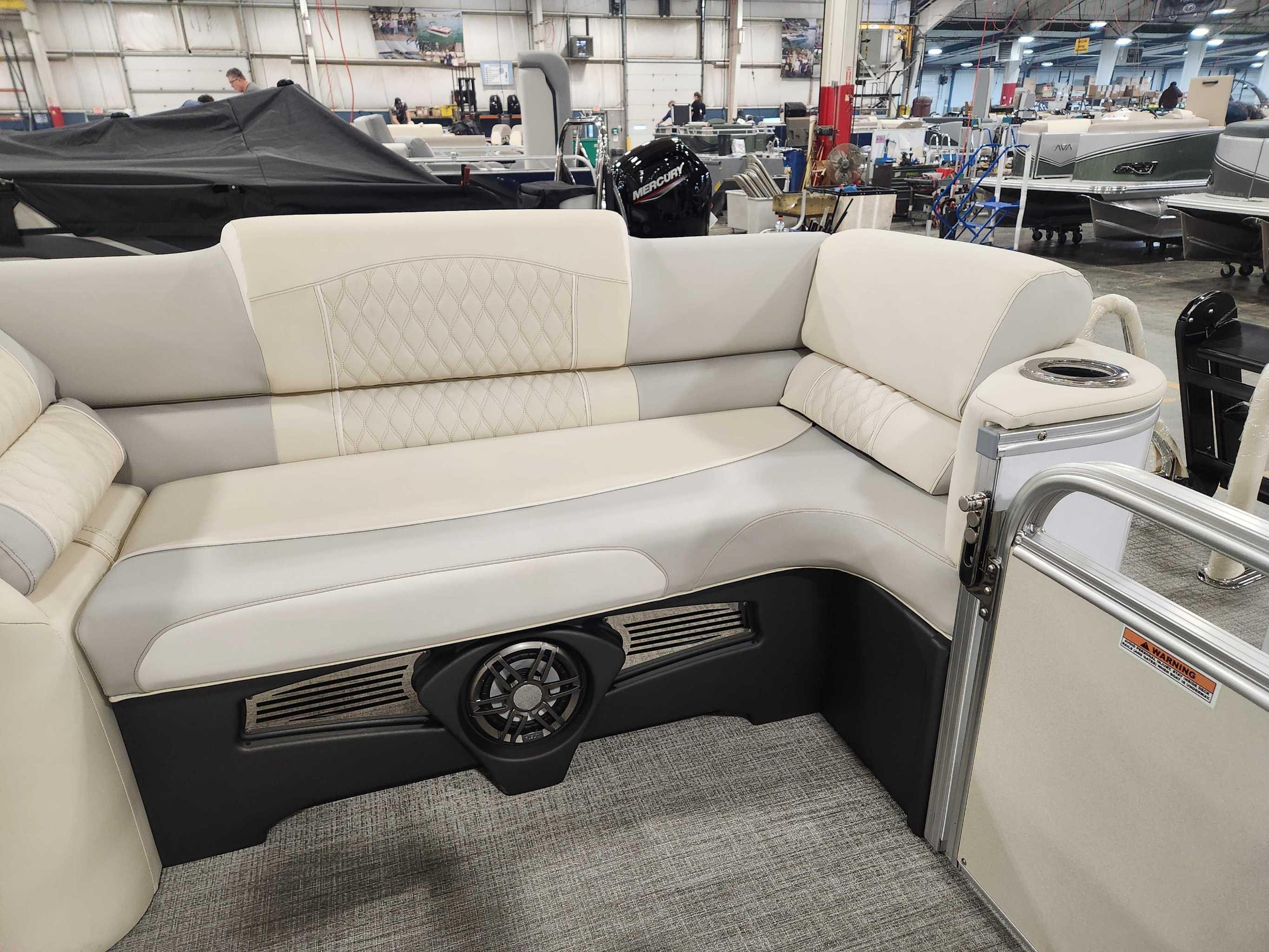 2026 Avalon 2385 25 Catalina QL