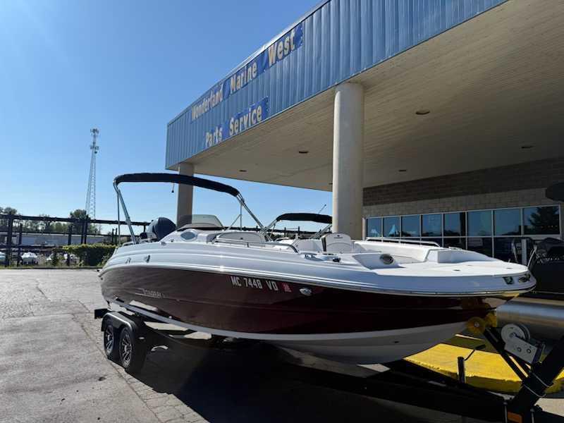 Used 2025 Stingray 212SC