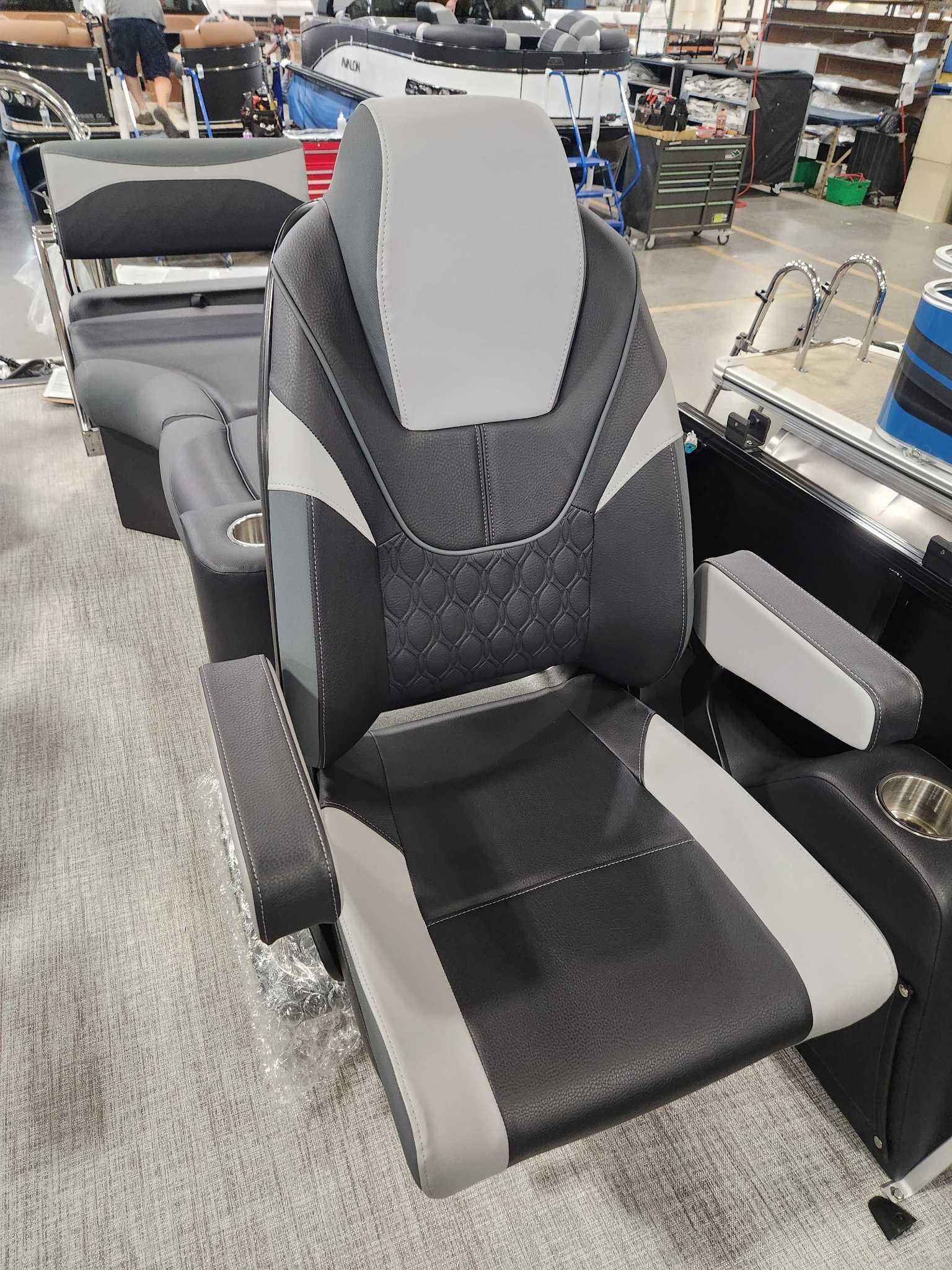 2026 Avalon 2185 25 LSZ QLS