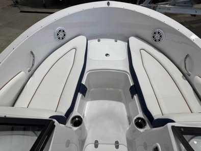 2026 Stingray 172DC