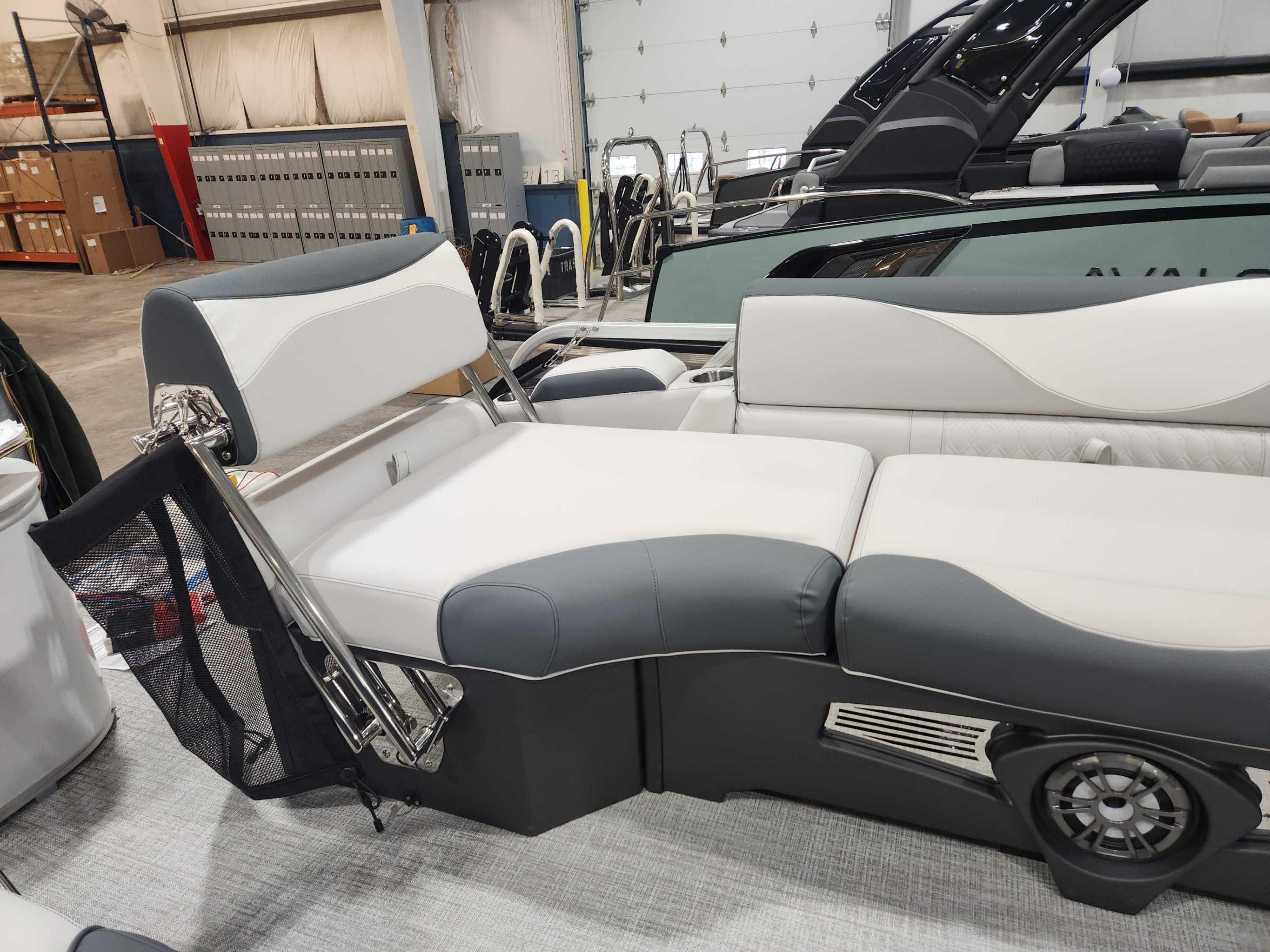 2026 Avalon 2385 25 LSZ QLS