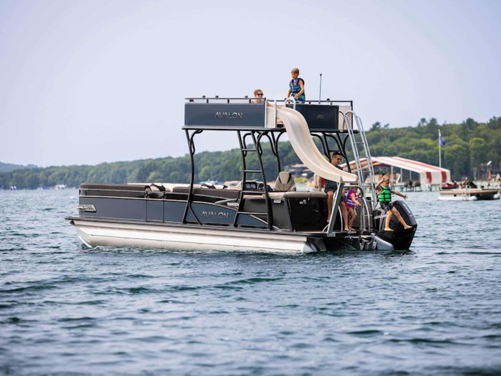 2026 Avalon Catalina Entertainer Funship 27 FT