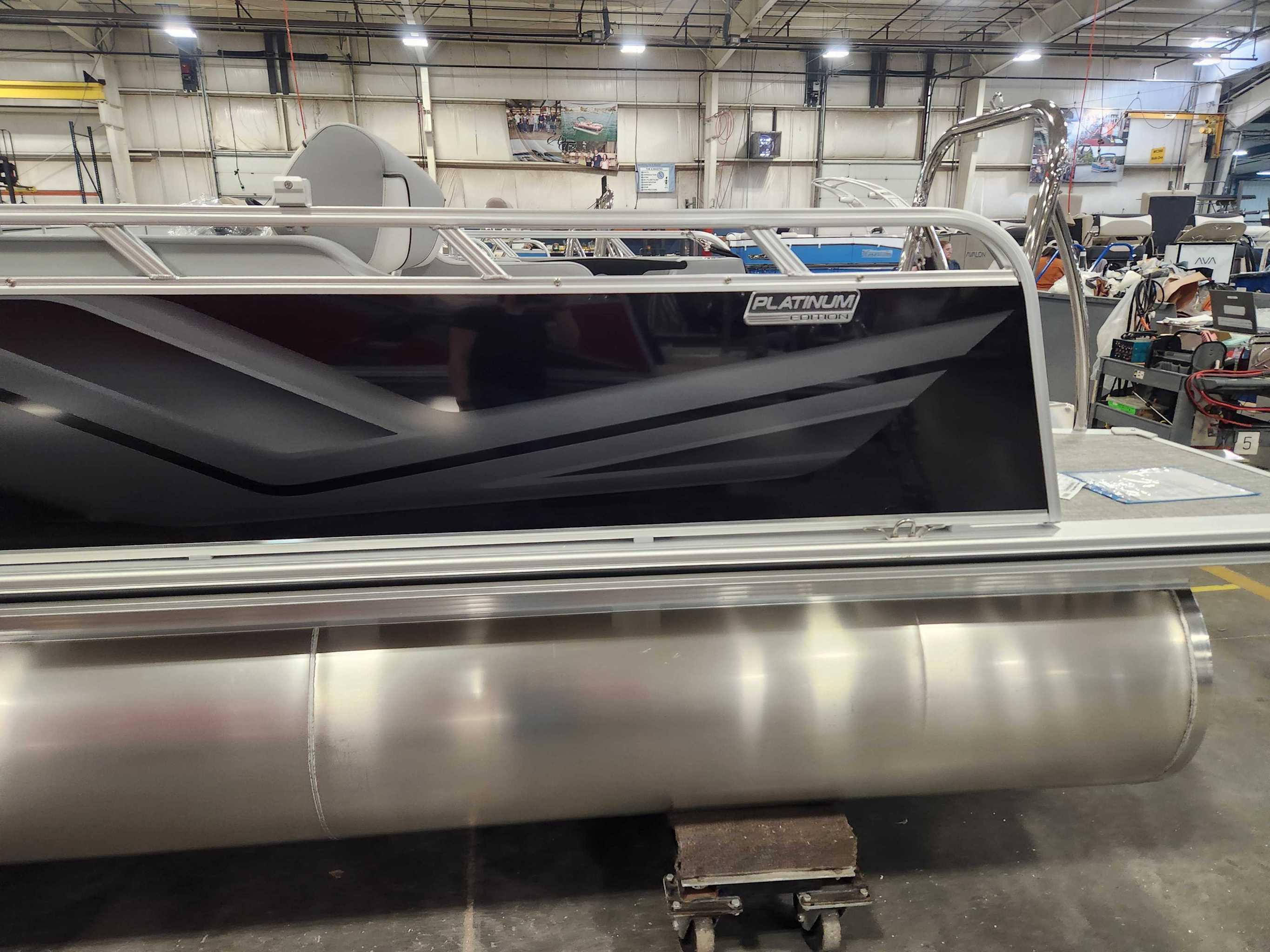2026 Avalon 2385 25 Venture 85 VRB