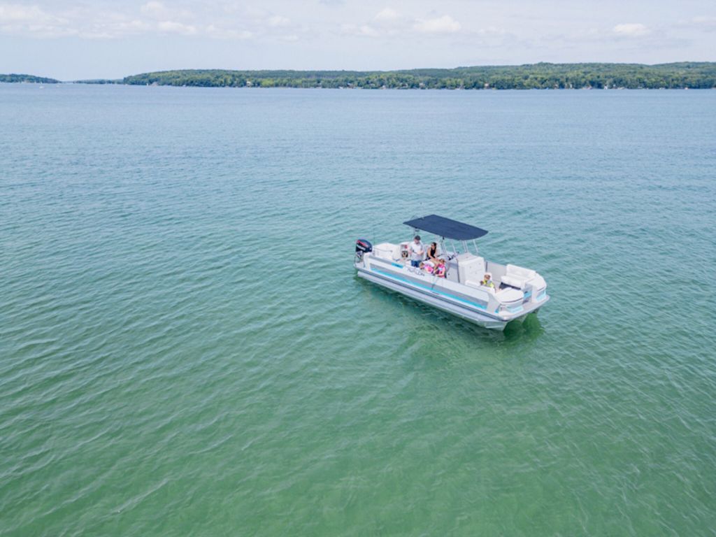 2026 Avalon GEOfish CLX 27 FT