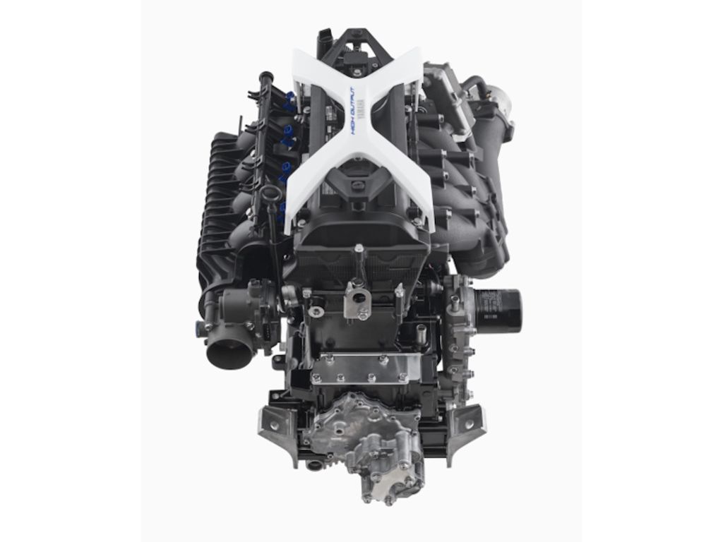 2026 Yamaha Crosswave® Base