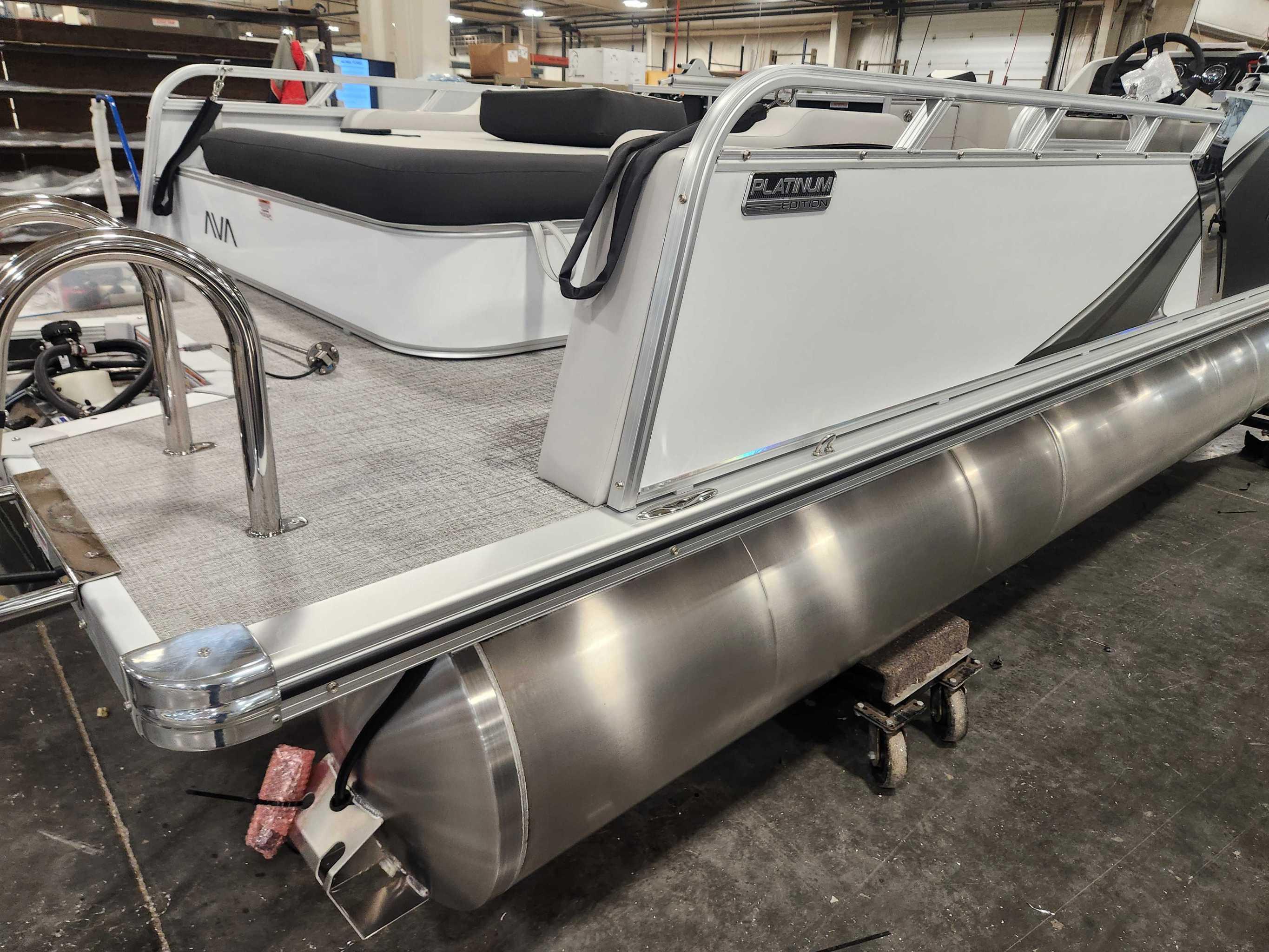 2026 Avalon 2385 25 LSZ VRB