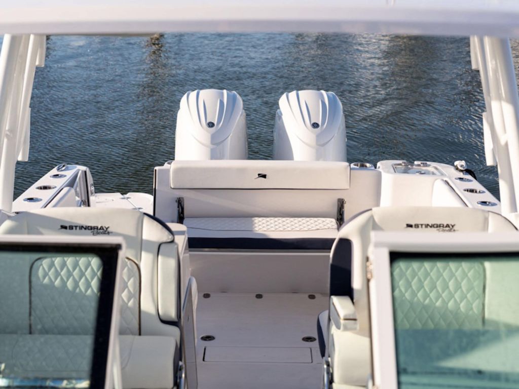 2027 Stingray 26DC Base