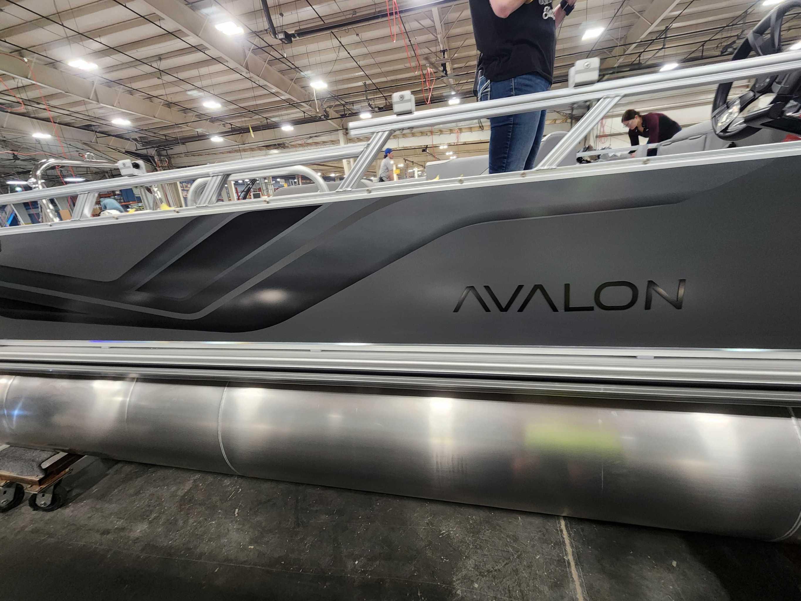 2026 Avalon 2385 25 Venture 85 VRB